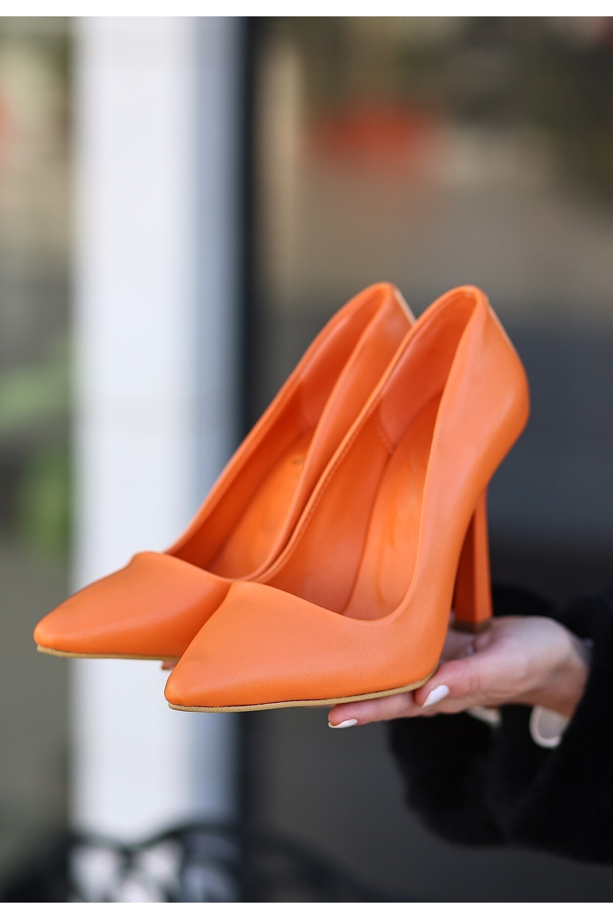Turuncu Cilt Stiletto Ayakkabı Turuncu