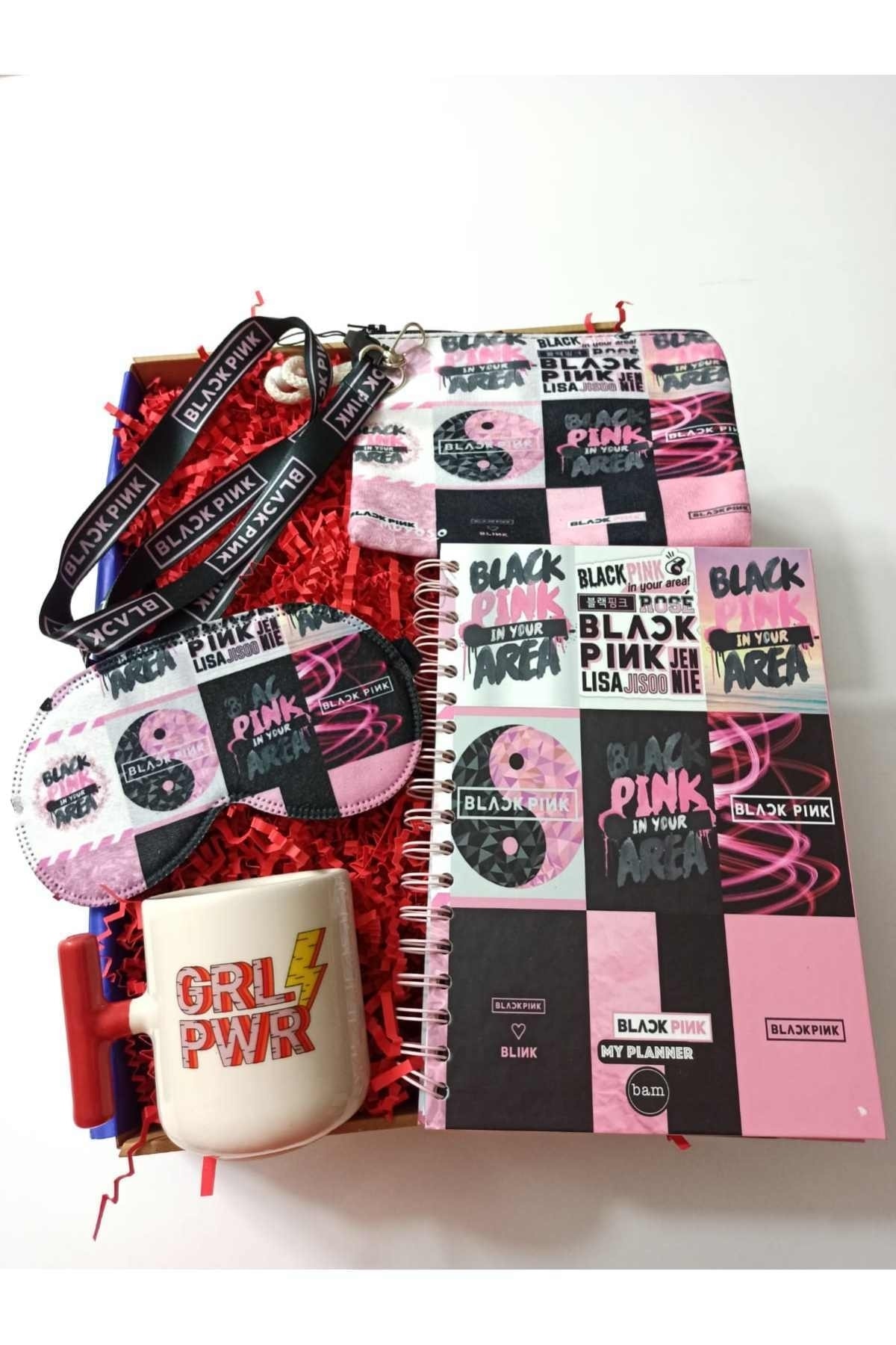 Alanç Gift Black Pink Özel Hediye Seti Konuşan Ajanda, Grl Pwr El Yapımı Kupa, Bez Cüzdan, Boyun Ipi, Göz Bandı