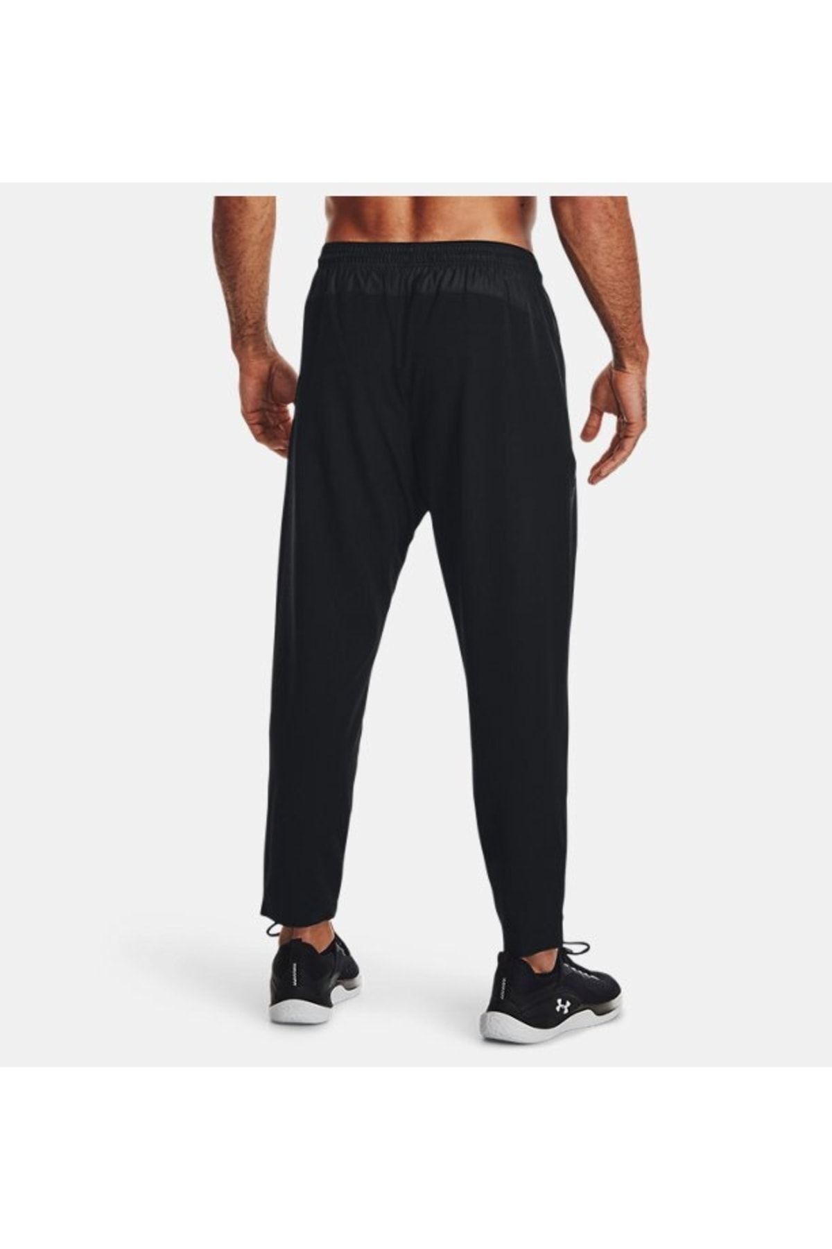 شلوار گرمکن ورزشی مشکی مردانه پچ های بافته شده در UA Rush ™ شش 1377182 001 Under Armour
