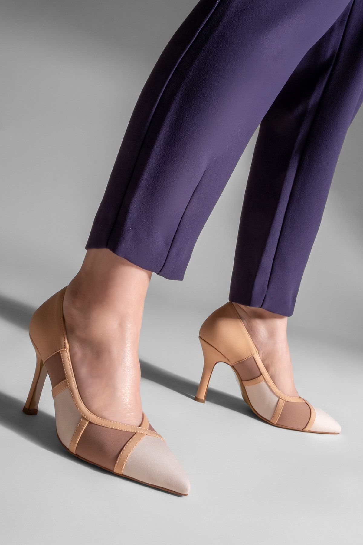 Marjin Pumps Beige Pfennigabsatz/Stiletto