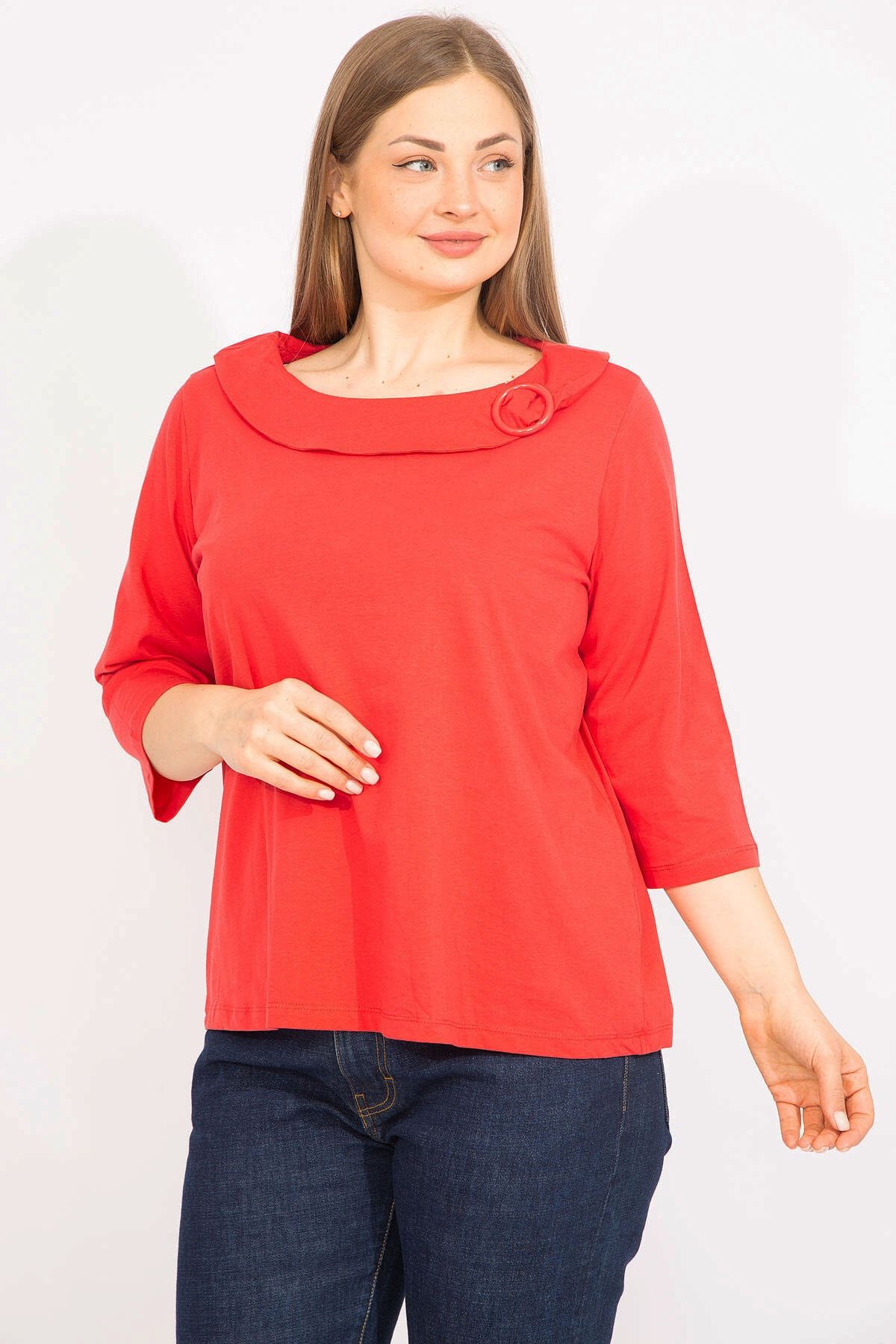 Şans-Women's Red Large Size Cotton Fabric Blouse with Ornamental Buckle Collar 65n35573 3