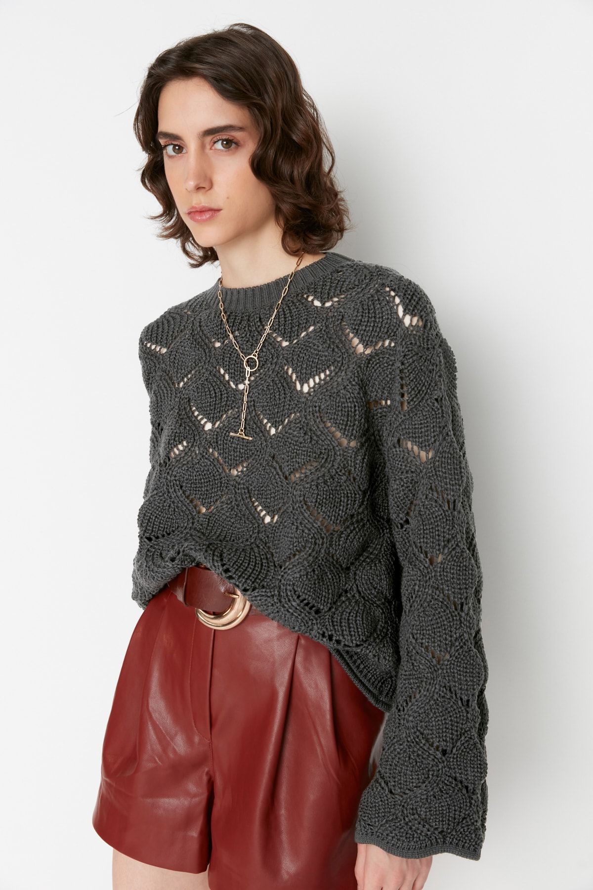 Trendyol Collection Antracytowy Ażurowy Sweter Z Dziurami Kobieta - L
