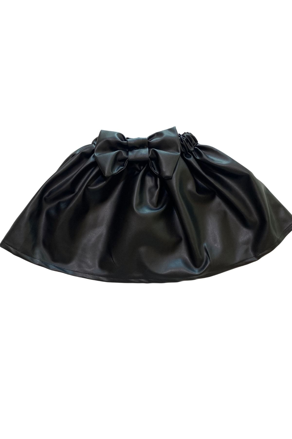 Baby girl deals black leather skirt