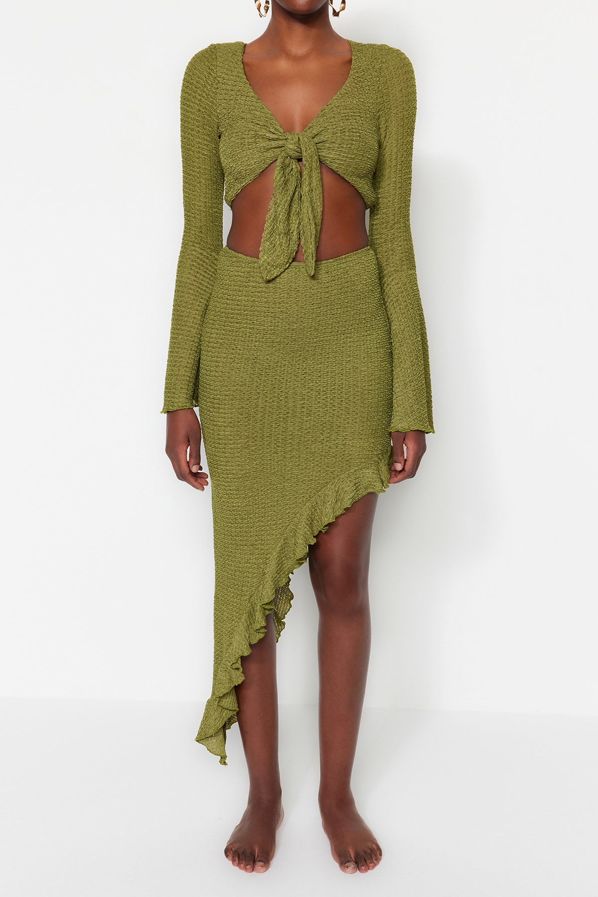 Trendyolmilla  Plaj Giyim Yeşil Dokuma Fırfırlı Bluz-Etek Takım TBESS23AU00040 - Görsel 5