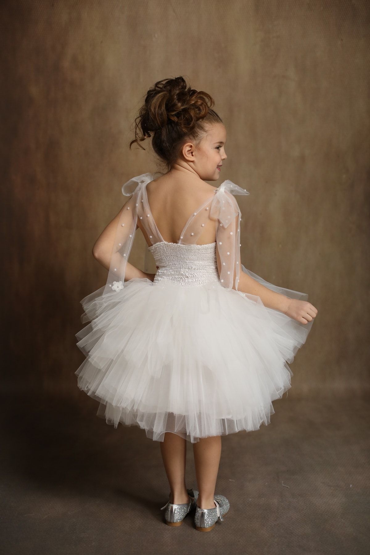 black white wedding-Rochie albă pentru fete, cu flori tridimensionale, cu fundă pe umeri, mini rochie cu pliuri 5