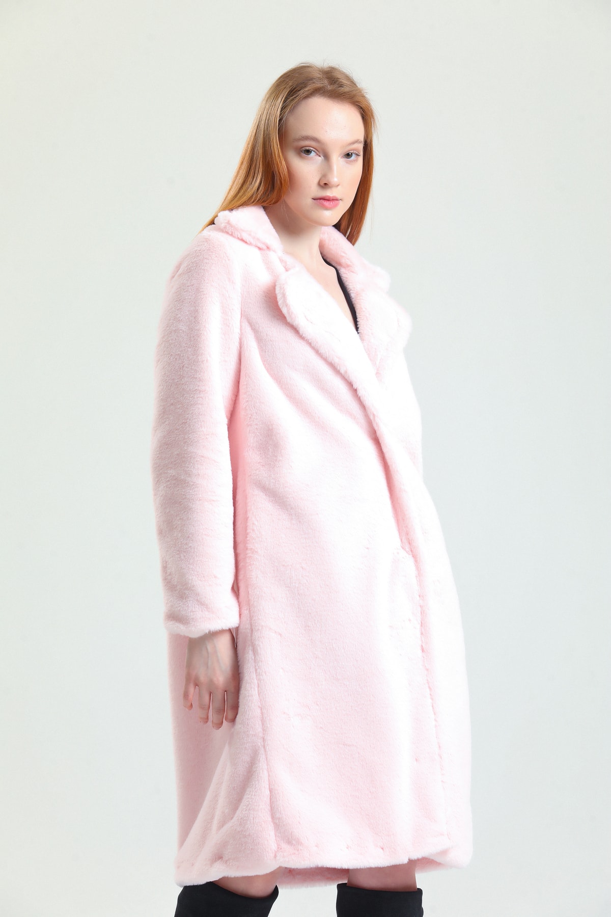 KürkZone  Kadın Pembe Ingiliz Yaka Rex Panda Kürk Peluş Manto - Görsel 2