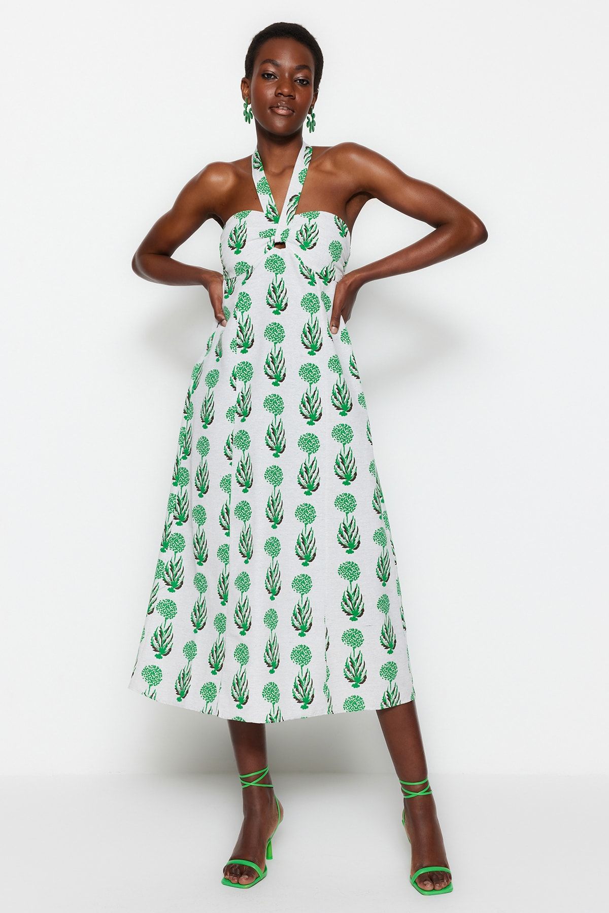 Dolce and store gabbana pea dress