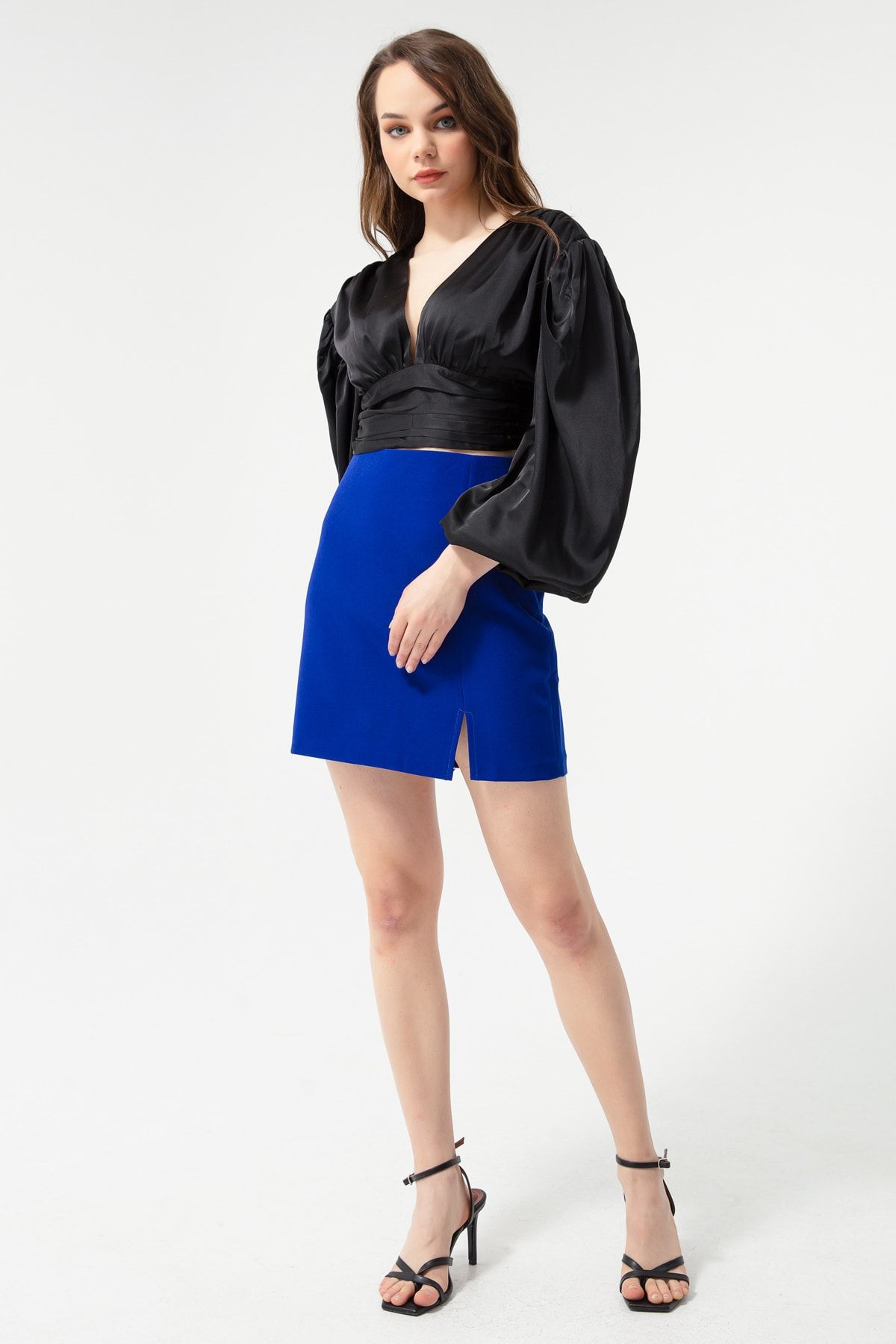 High slit mini skirt 2025