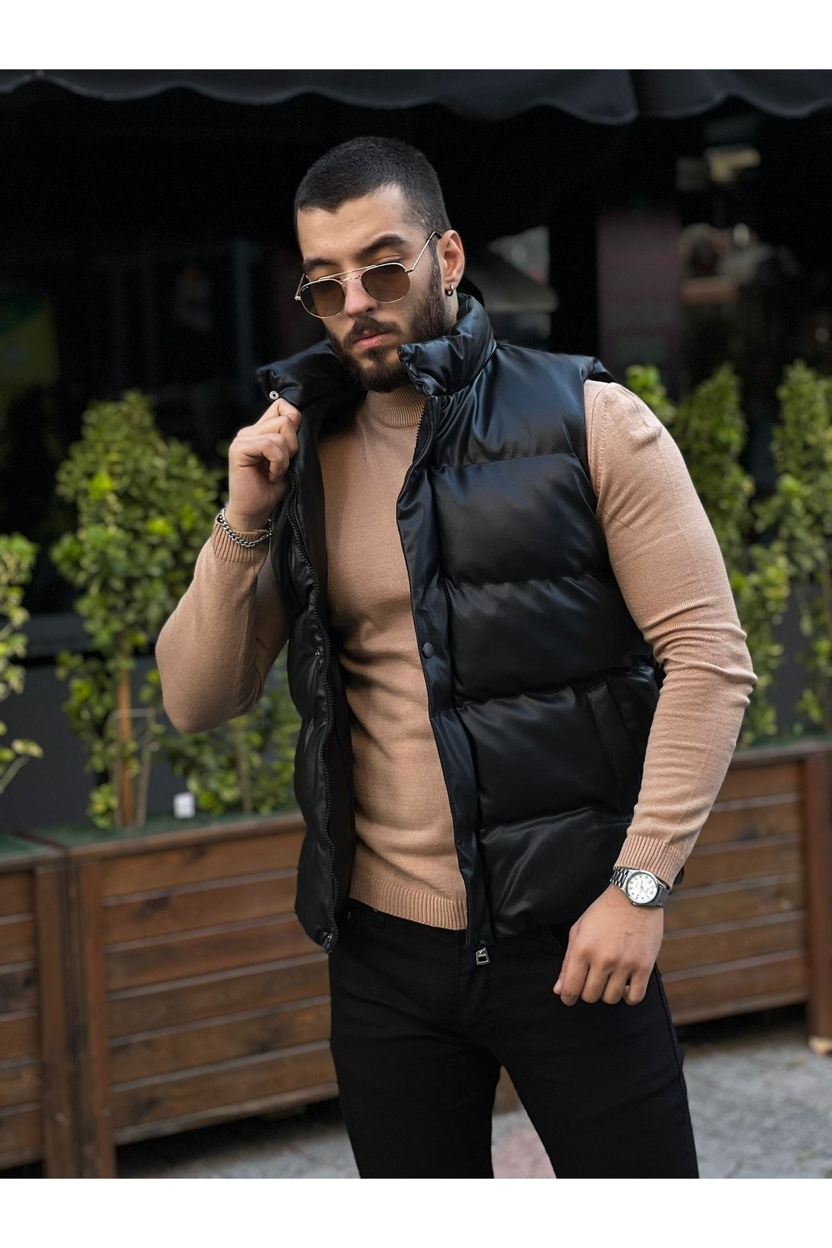 Şişme Siyah Deri Yelek