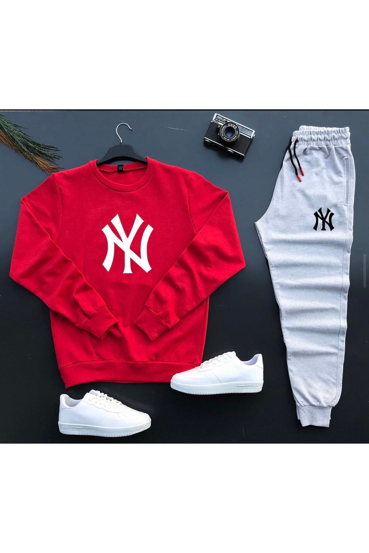 Red sweatshirt and hotsell sweatpants