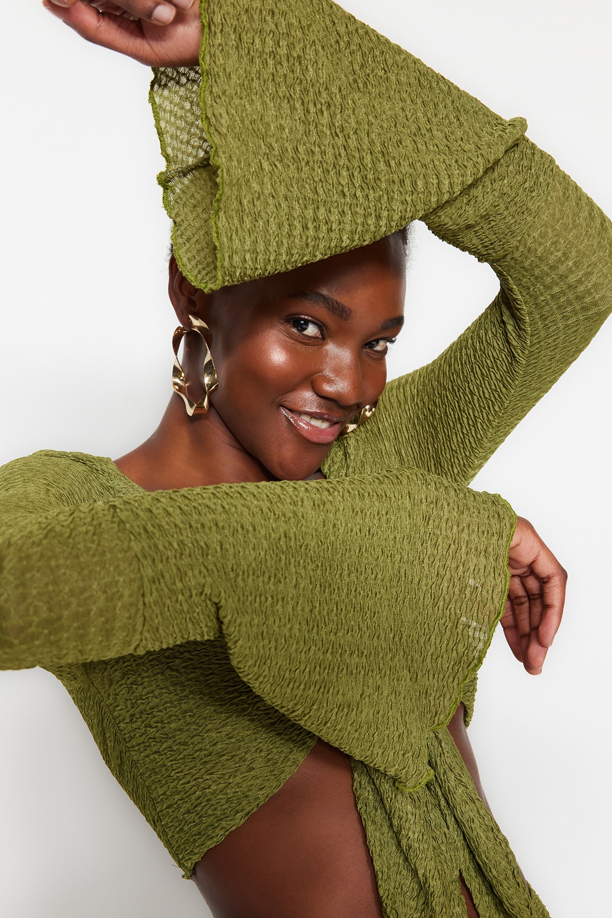 Trendyolmilla  Plaj Giyim Yeşil Dokuma Fırfırlı Bluz-Etek Takım TBESS23AU00040 - Görsel 4