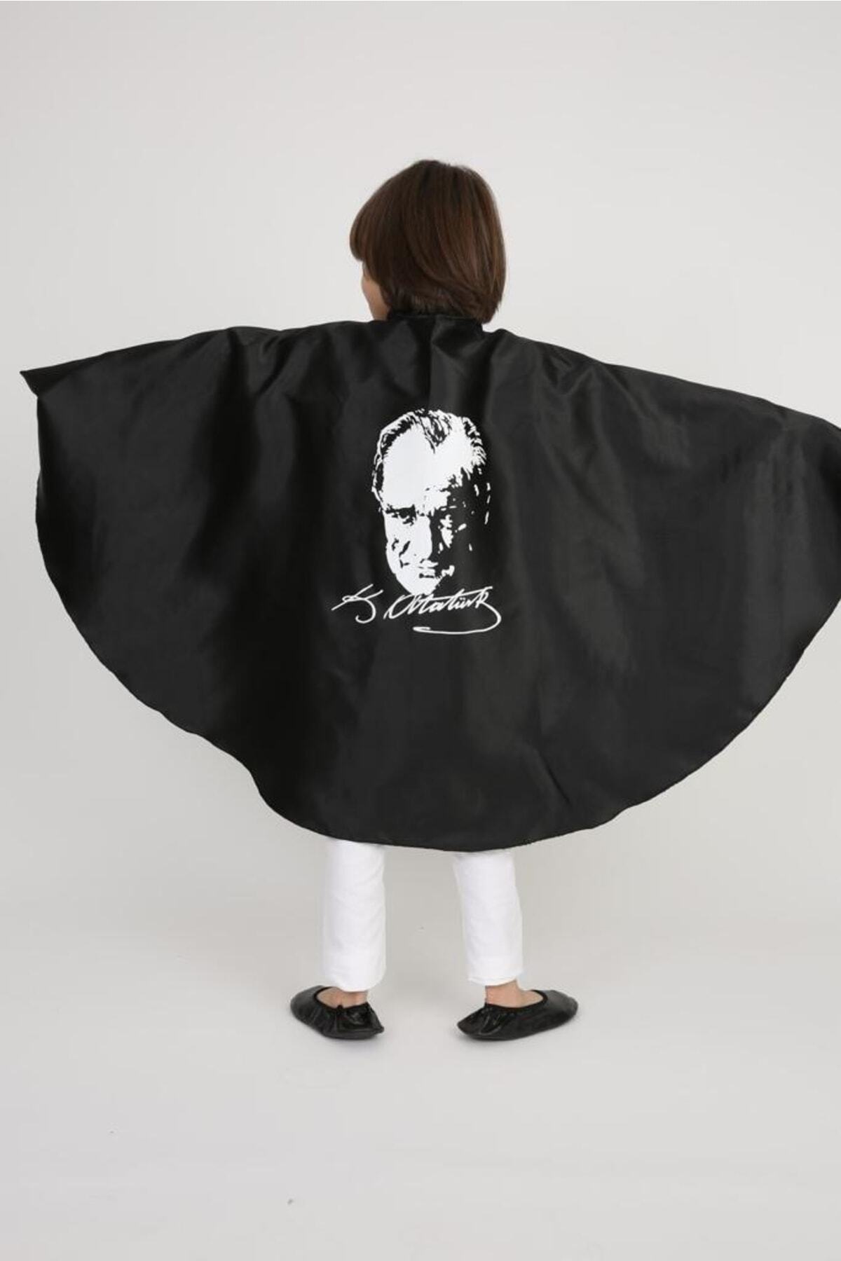 Dıgıl Kids Siyah Atatürk Baskılı Pelerin 23 Nisan 29 Ekim Gösteri