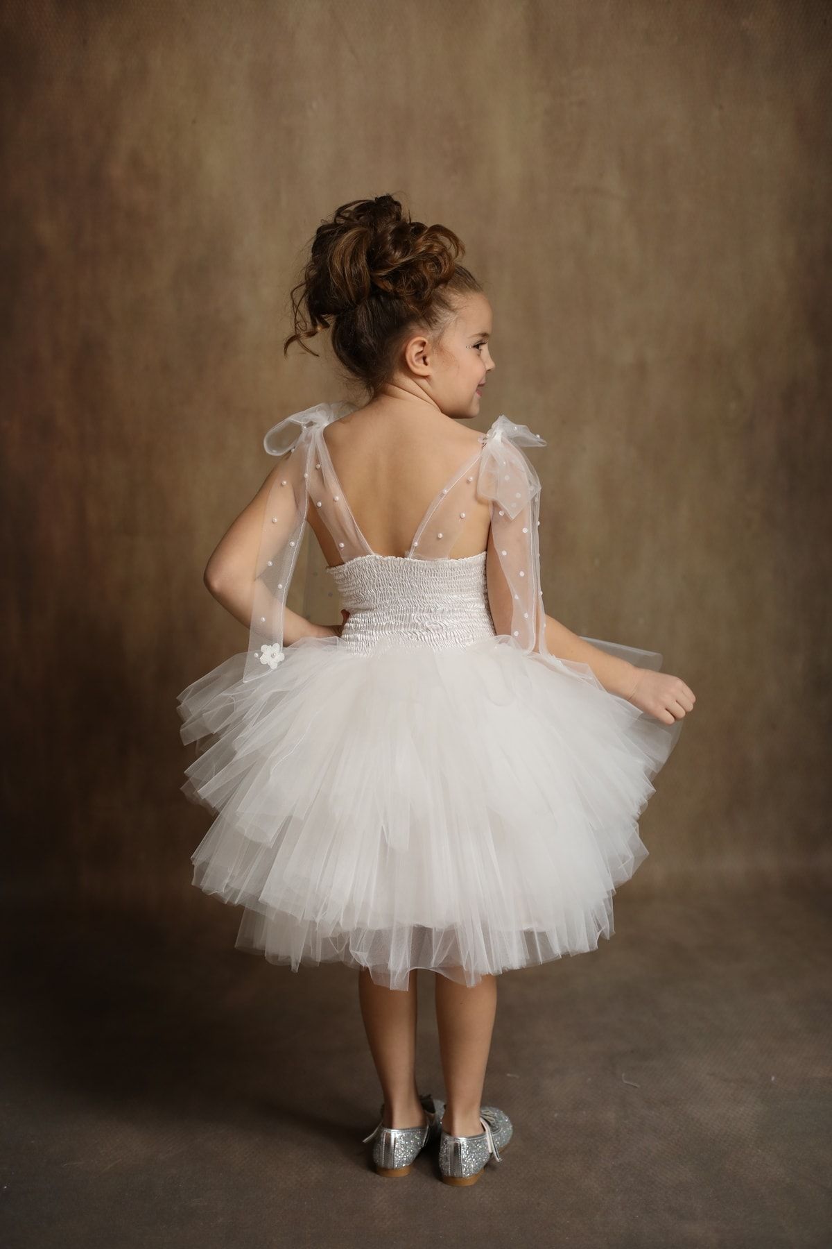black white wedding-Rochie albă pentru fete, cu flori tridimensionale, cu fundă pe umeri, mini rochie cu pliuri 4