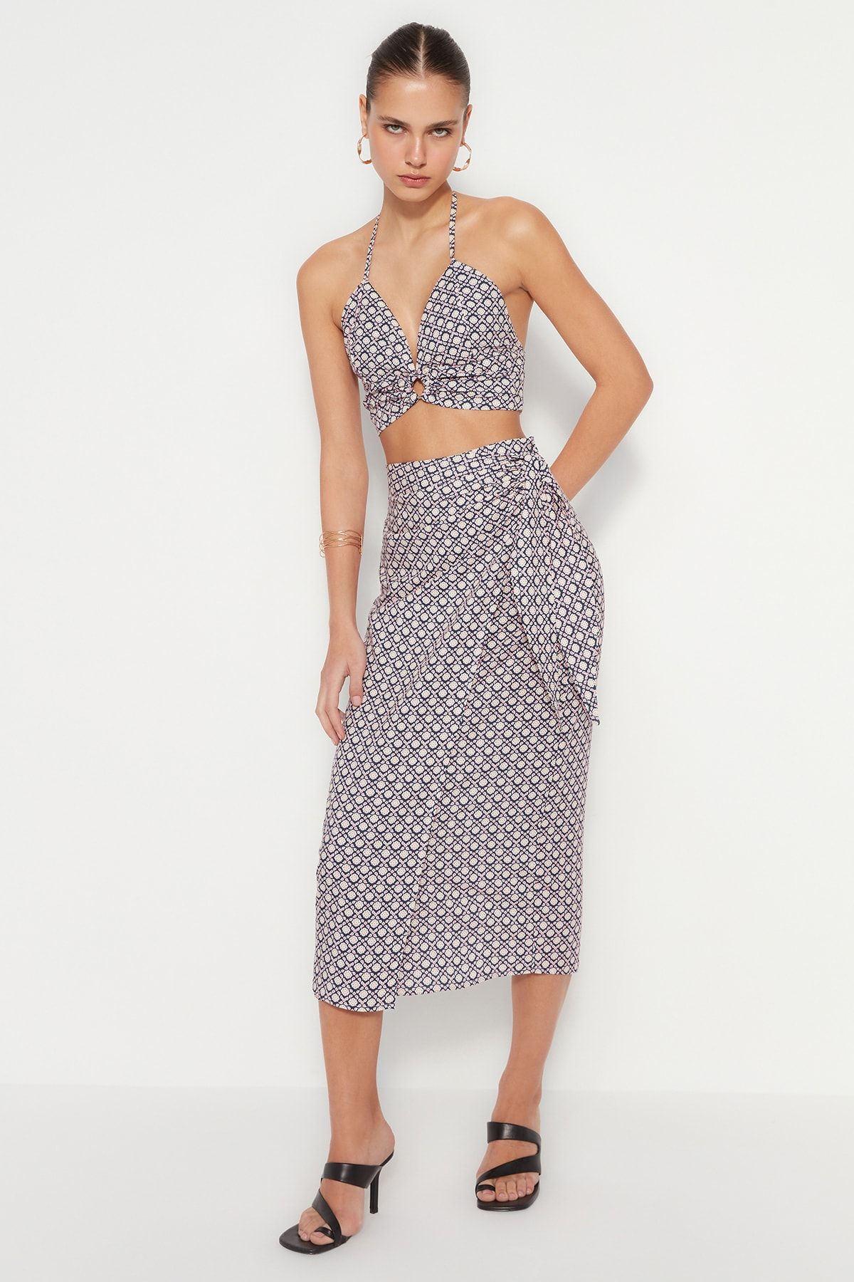 Trendyol Collection Rock Schwarz Midi