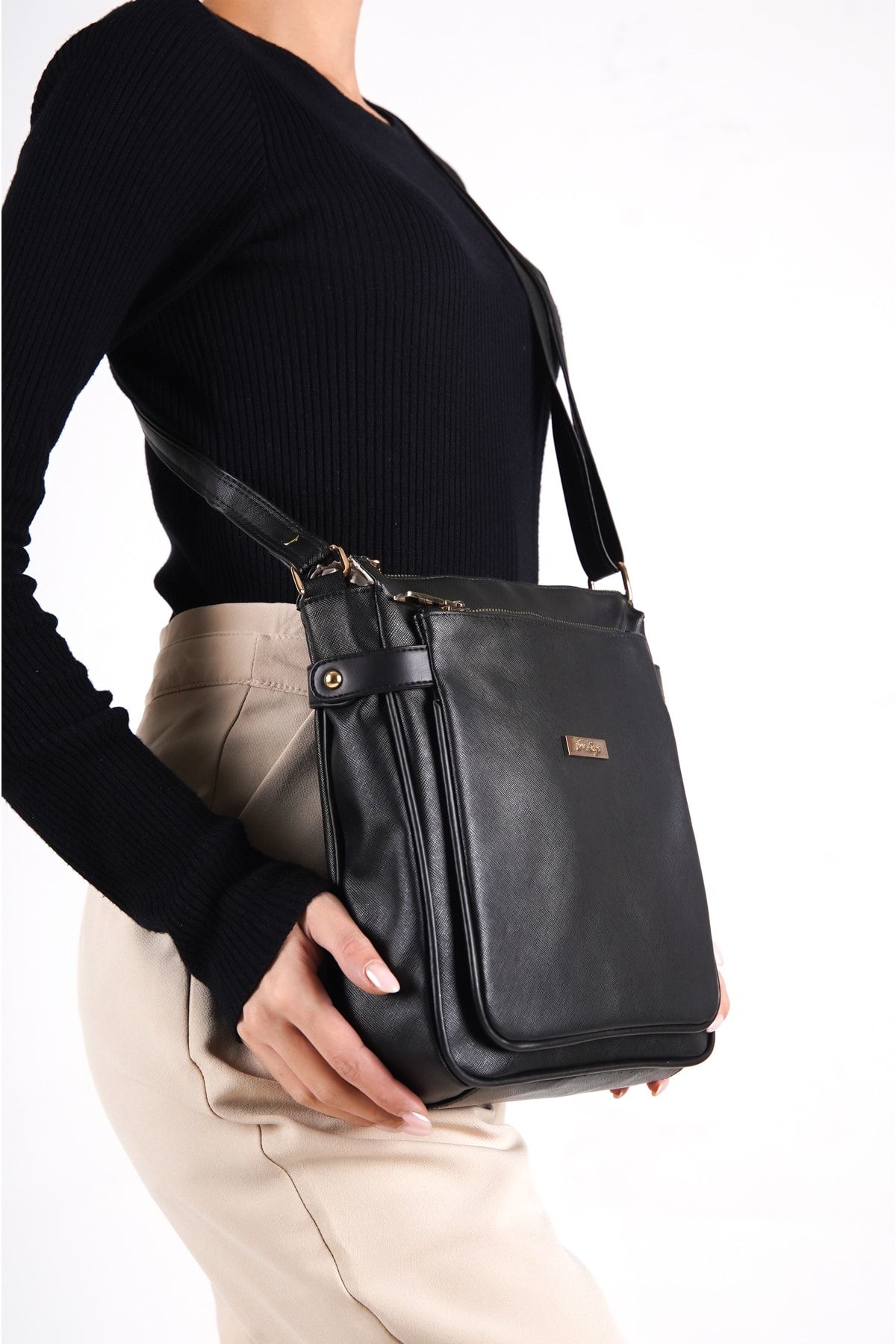Solo Bag Women s Shoulder Cross Side Multi Compartment Bag Trendyol