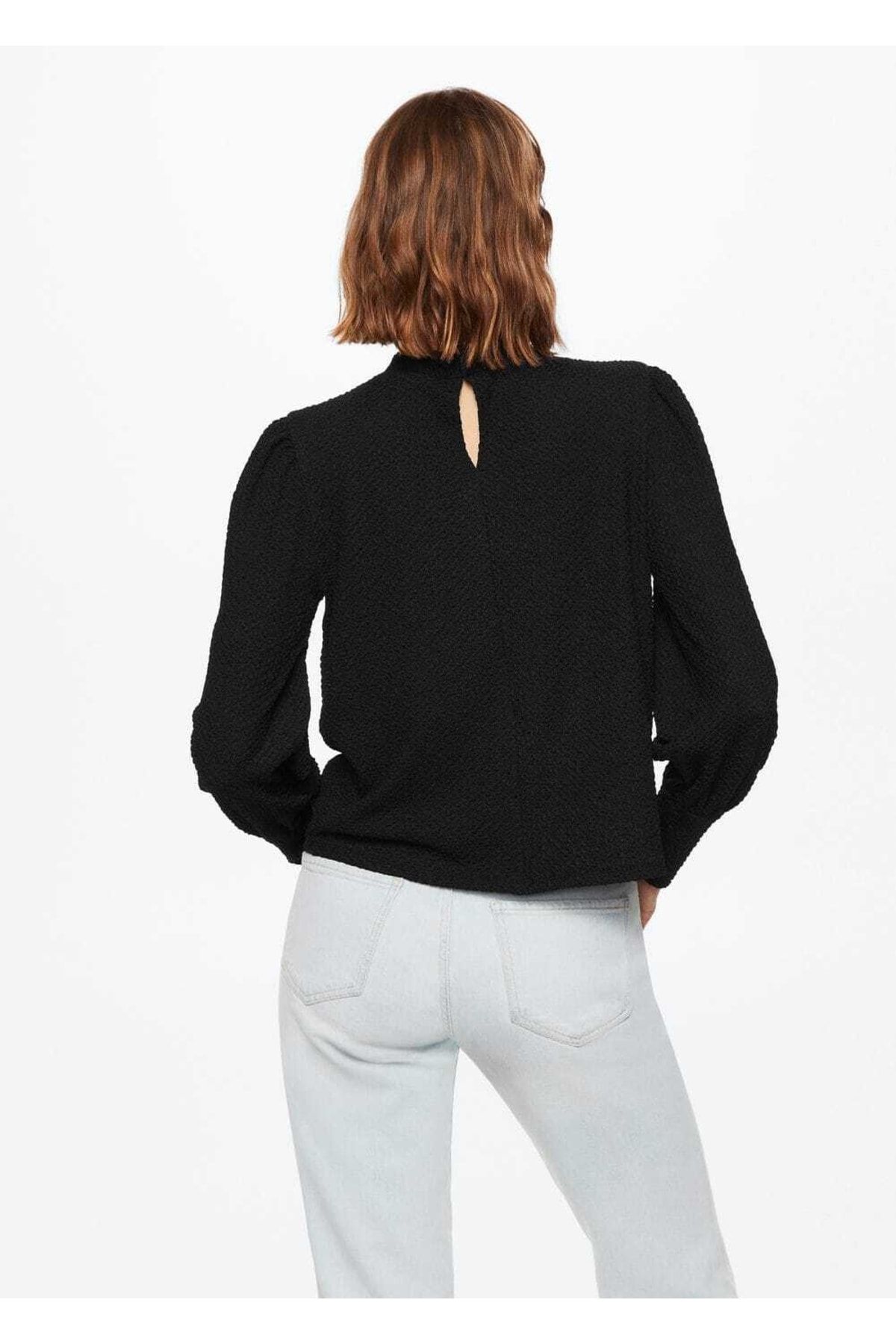 MANGO Woman-Fließende Bluse mit Strukturmuster 4