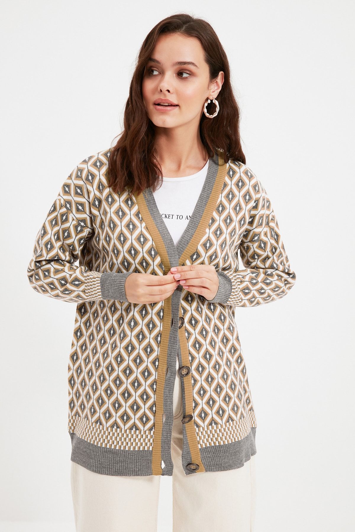 Trendyol Modest-Šedý žakárový knoflík s detailním úpletem Cardigan TCTAW22TH0013 2