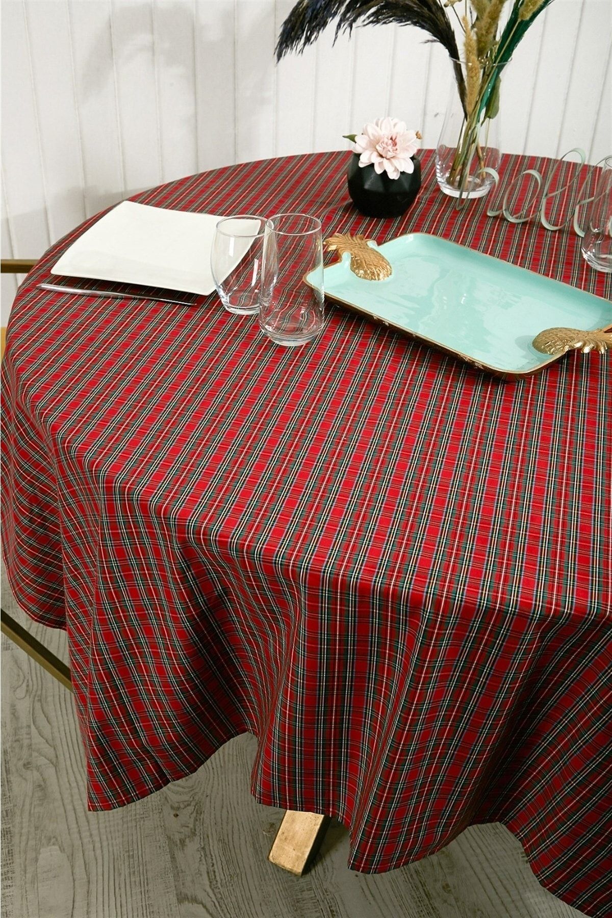 Grey plaid tablecloth deals