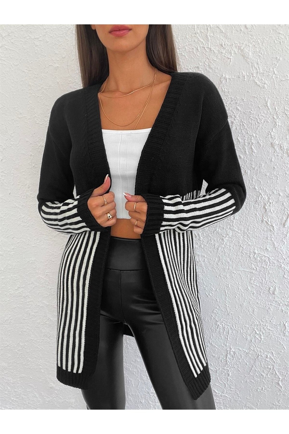 Black and white top vertical striped cardigan