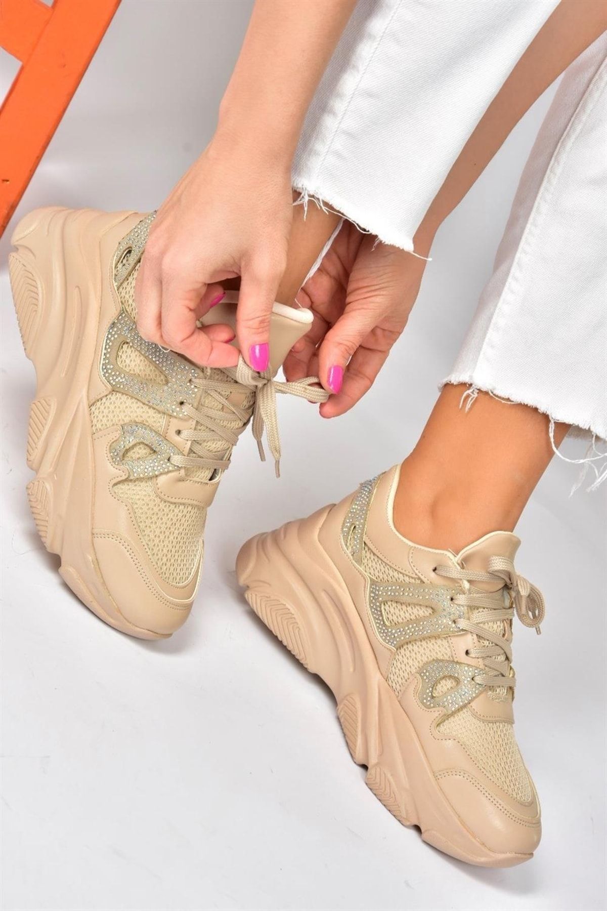 Thick sole sports shoes shop