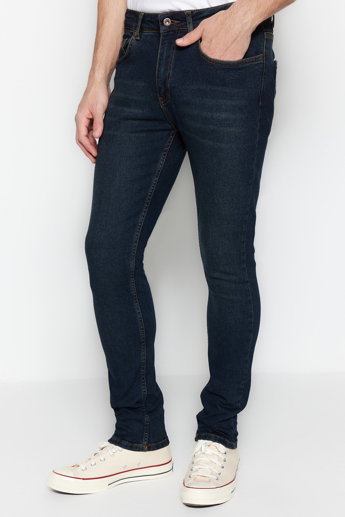 Trendyol Collection Jeans Dunkelblau Skinny