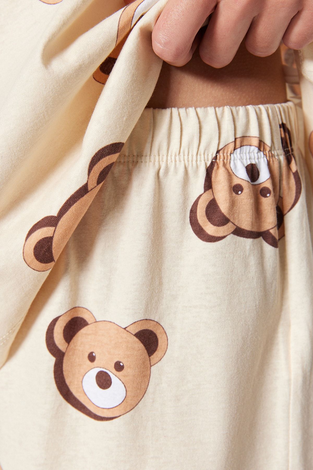 Trendyol Collection-Pyjama-Set aus 100 % Baumwolle mit Ecru-Shorts – THMSS23PT00005 4