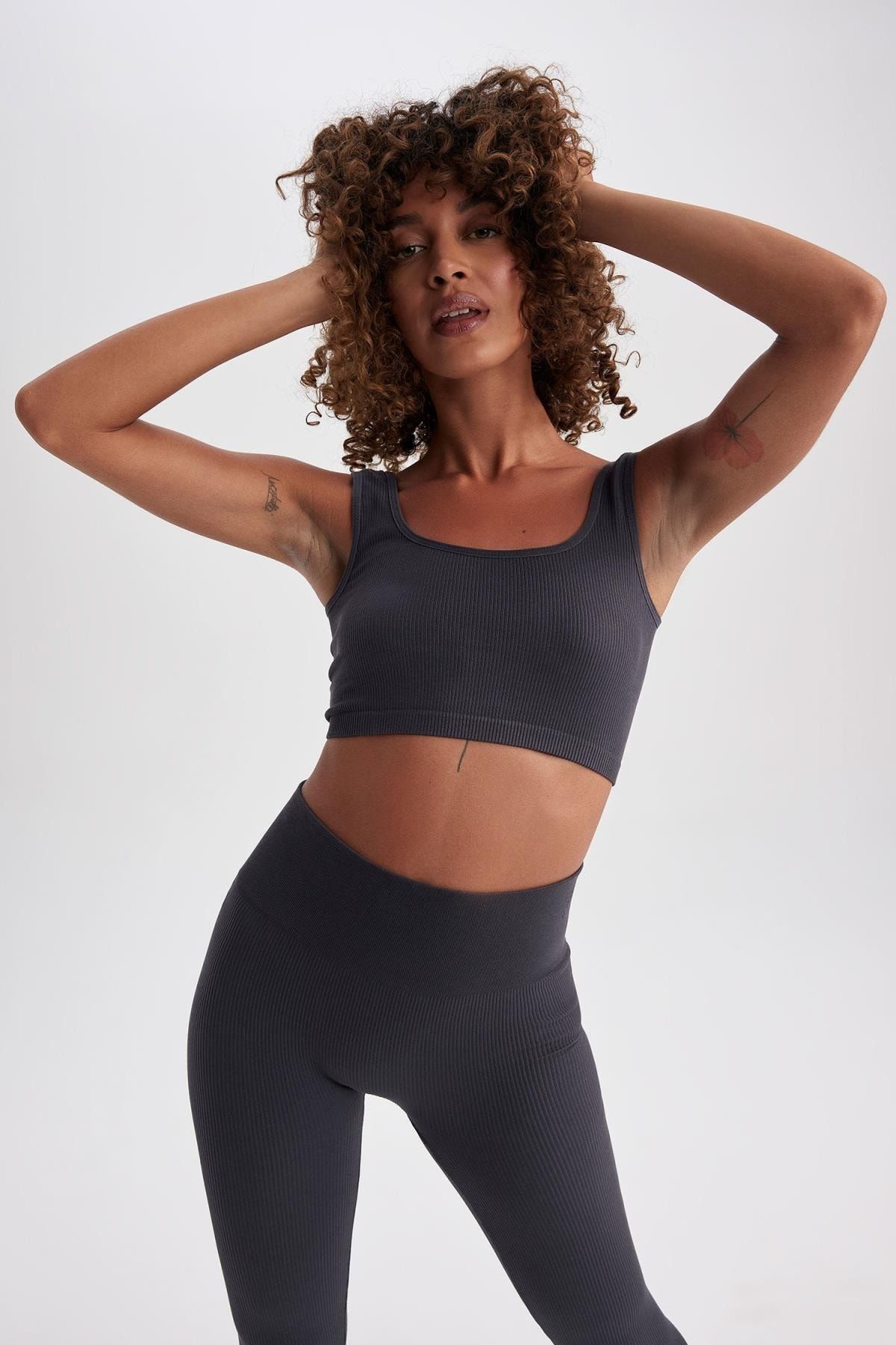 Fit Yuvarlak Yaka Seamless Dikişsiz Bra Fitili Sporcu Sütyen