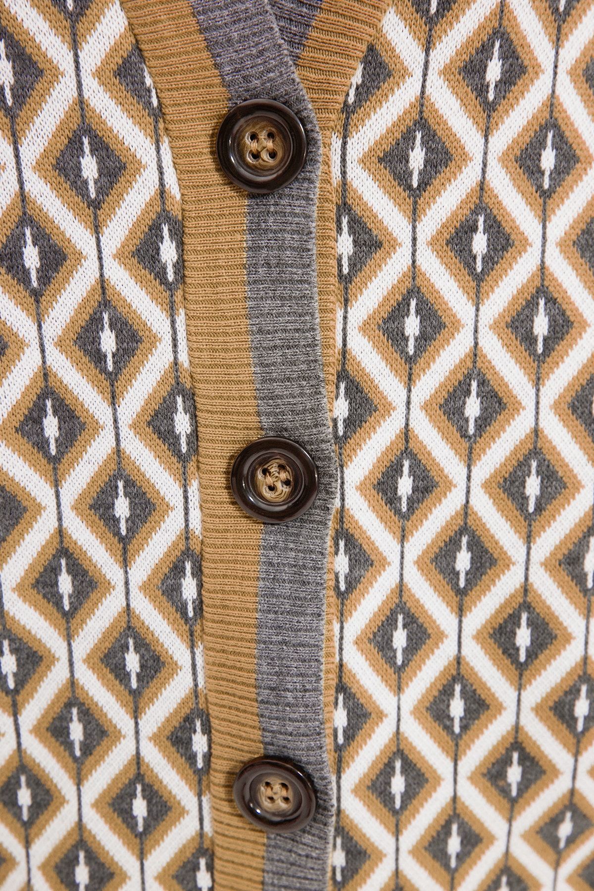 Trendyol Modest-Šedý žakárový knoflík s detailním úpletem Cardigan TCTAW22TH0013 5