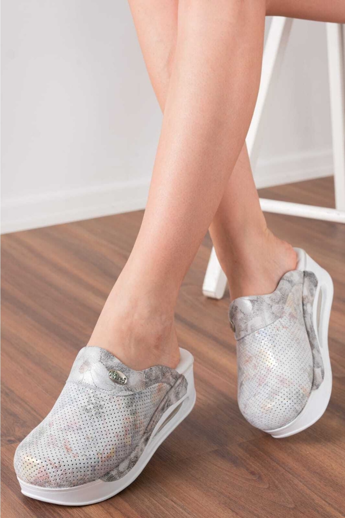  دمپایی طبی ارتوپدی و آناتومیک زنانه Sabo مدل Airmax چرم اصل، فصل جدید