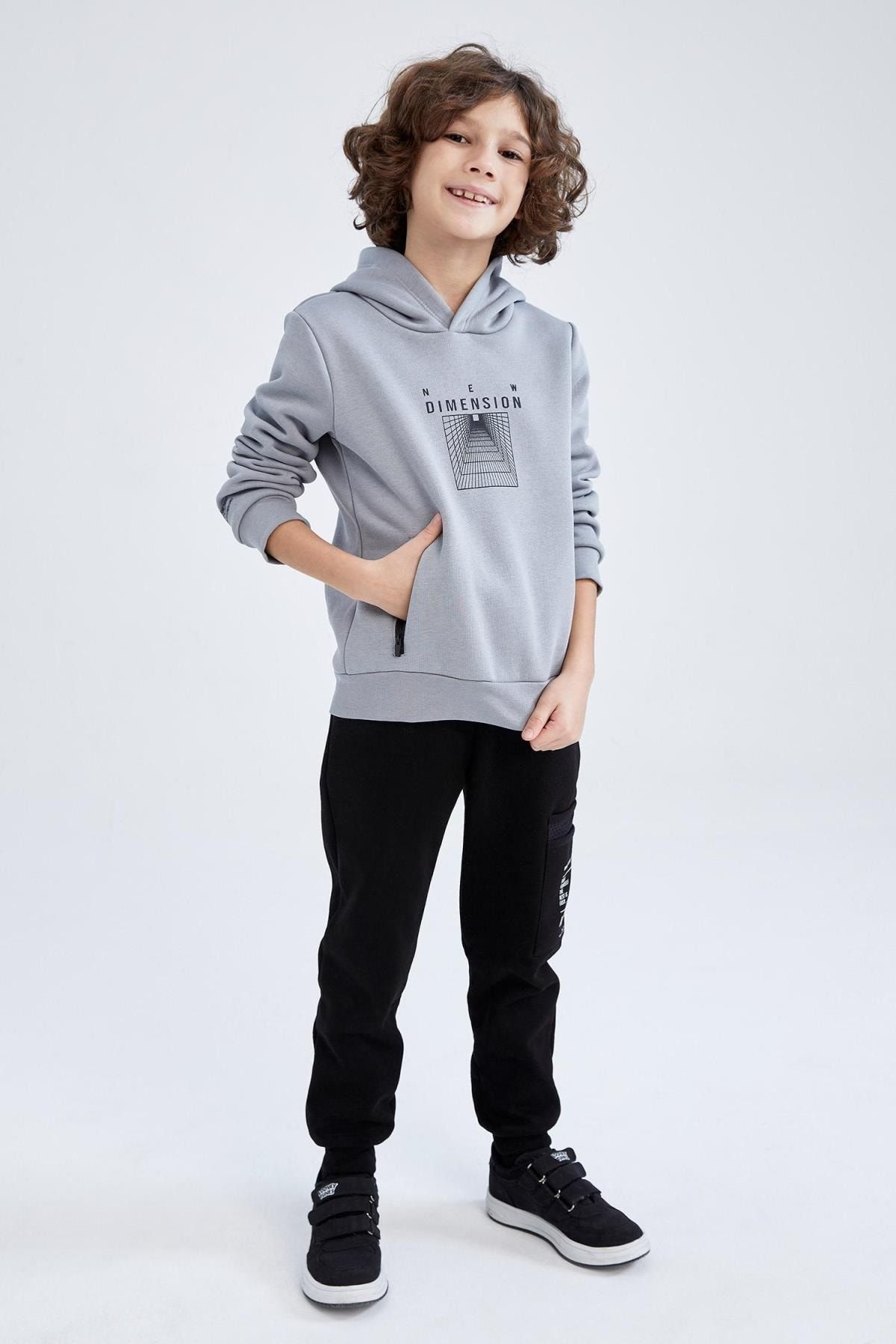 Erkek Çocuk Regular Fit Kapüşonlu Sweatshirt
