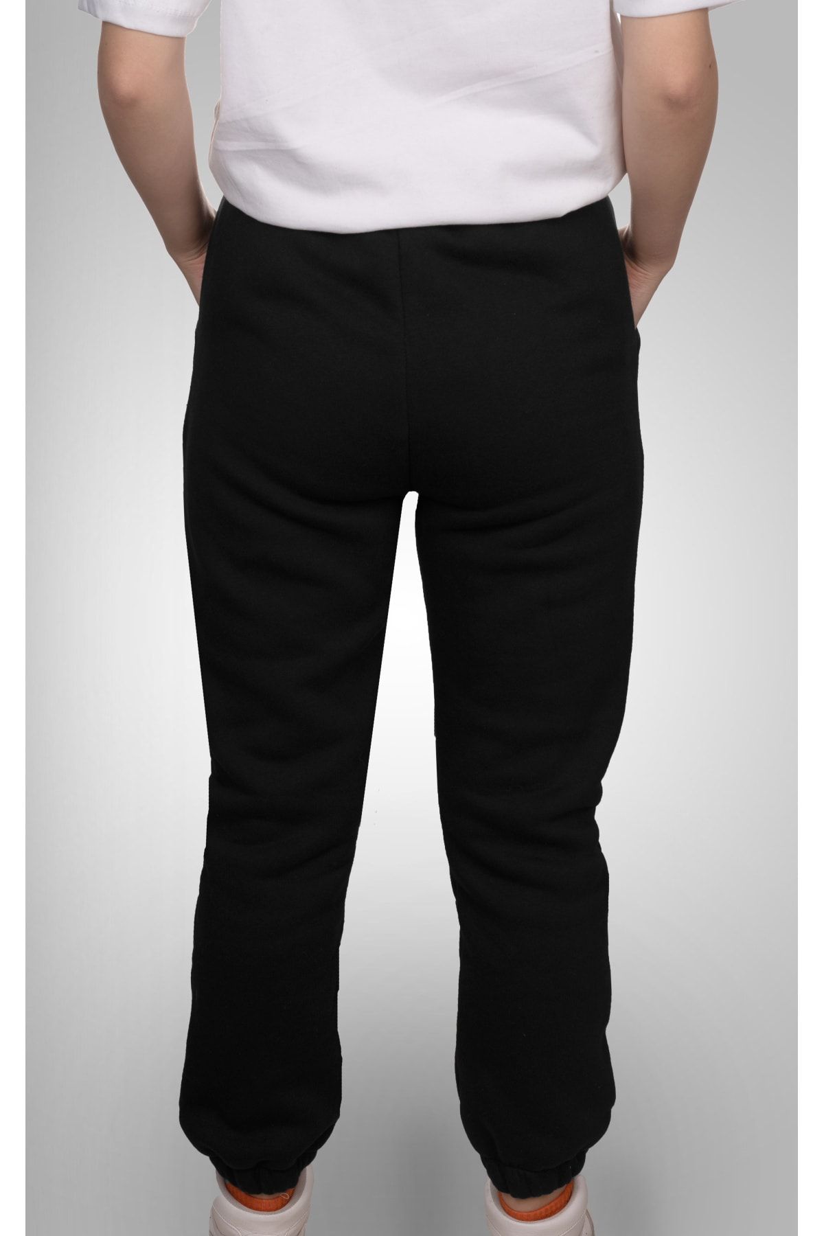 Cr7 track pants deals