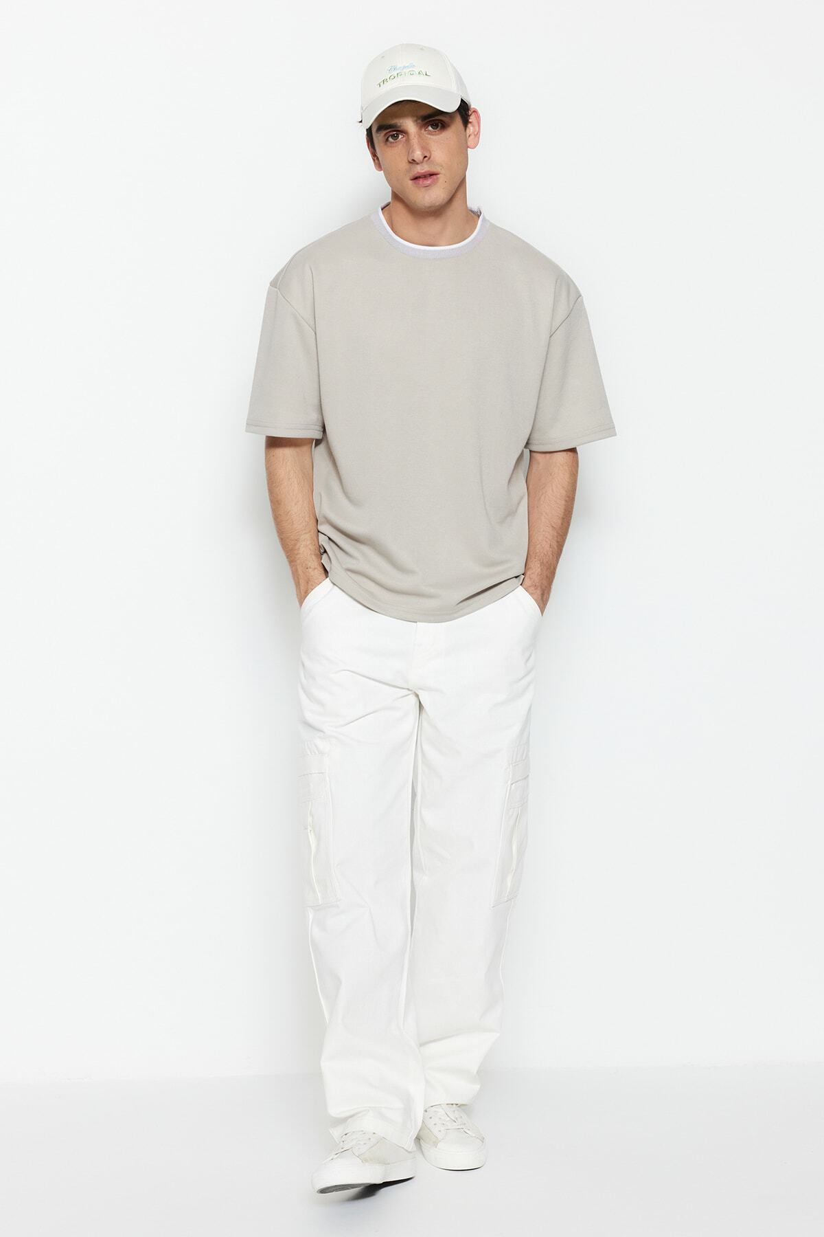 Trendyol Collection-Prémium texturált, túlméretezett kötöttáru Pique póló - TMNSS23TS00079 4