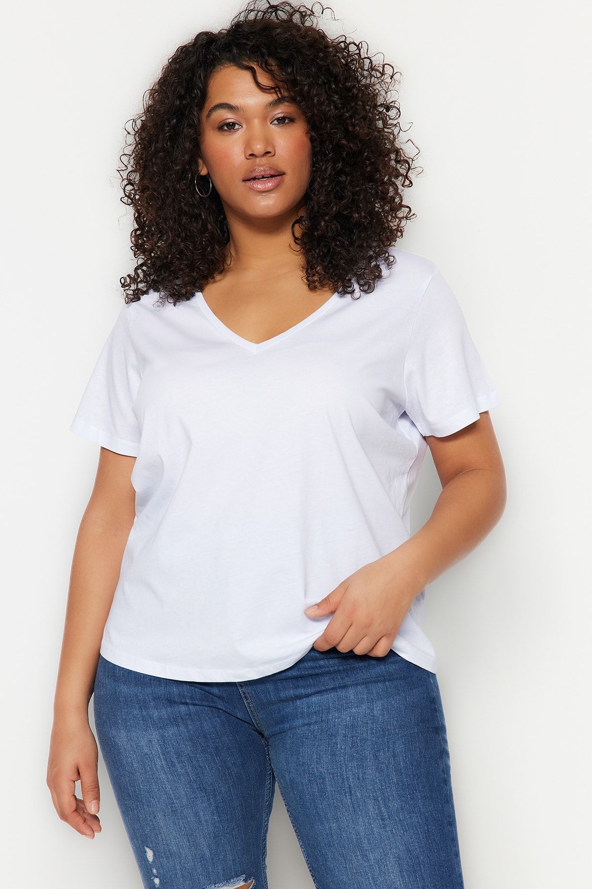 Trendyol Curve-Black-White 2-Pack Basic V-Neck 100% Cotton Knitted Plus Size T-Shirts Tbbss22Ts0705 3