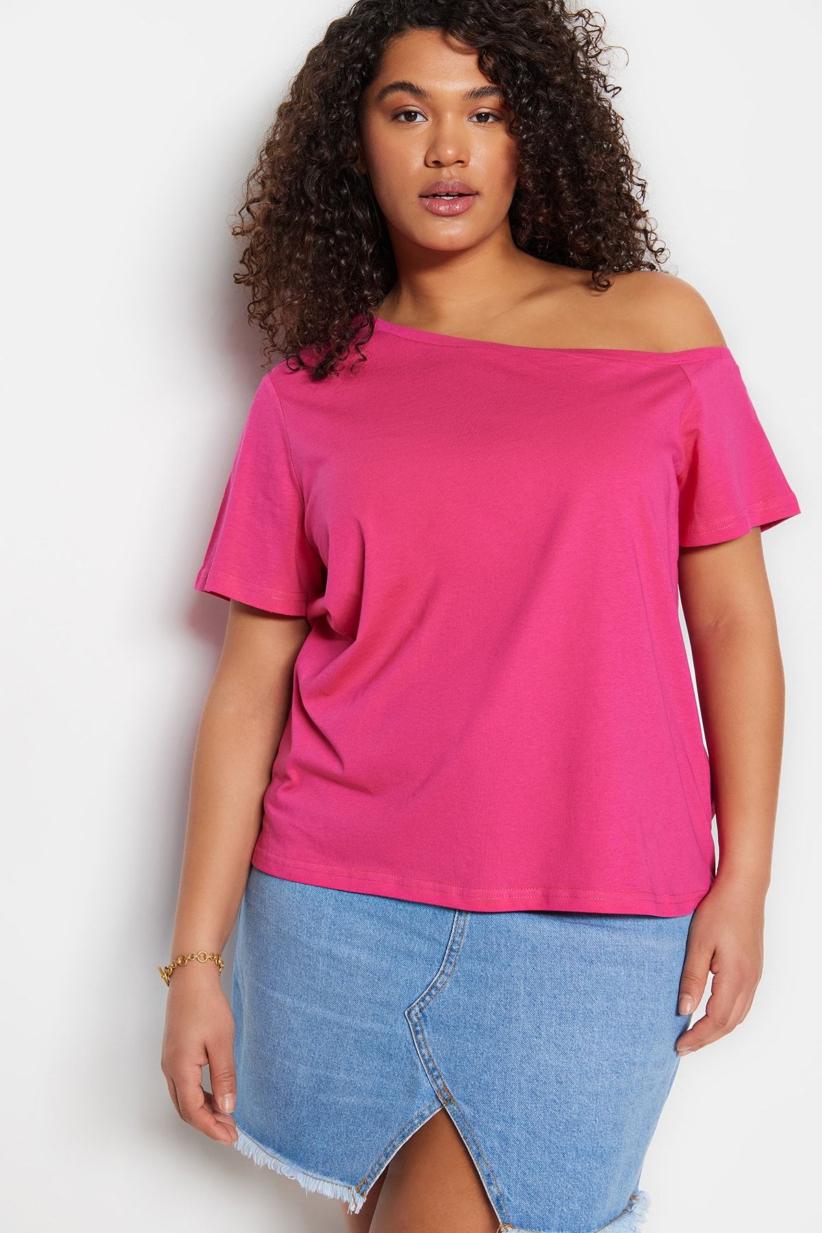 Trendyol Curve Fuchsia Off Shoulder Detailed Knitted Blouse Trendyol