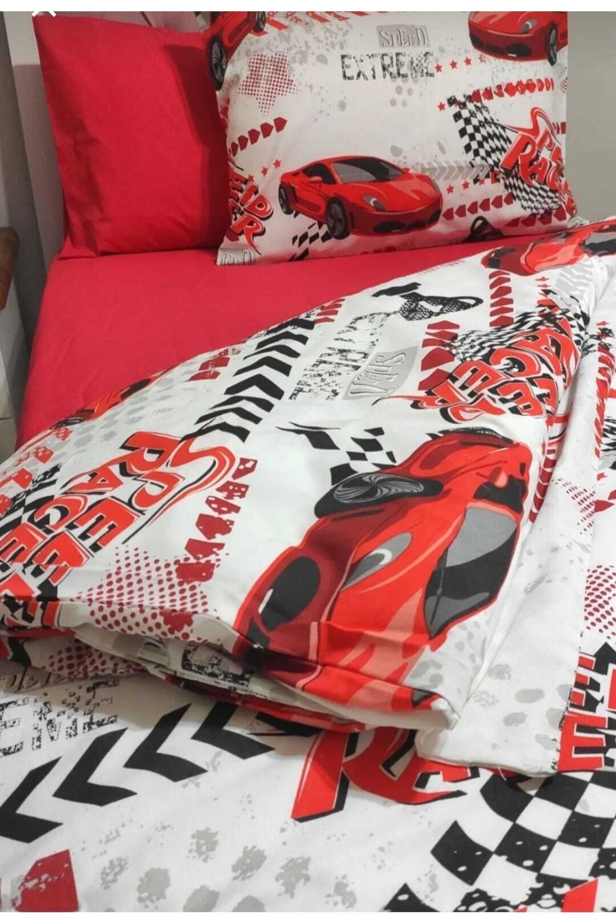 Single duvet hotsell and pillows