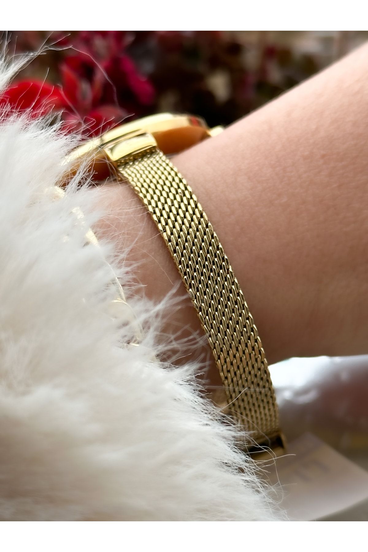 Q Q Brand Steel Mesh Thin Cord Waterproof 2 Years Warranty Gold
