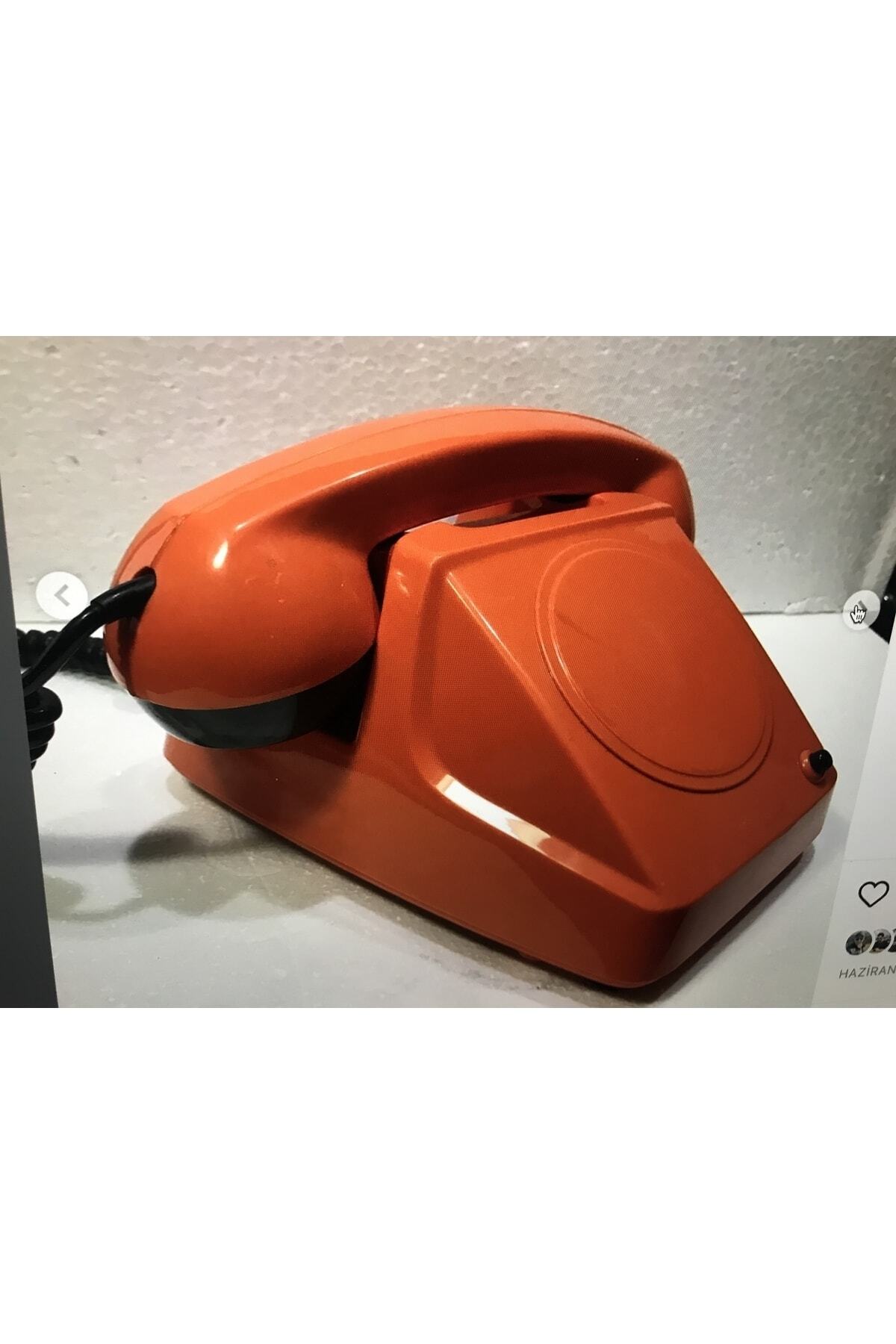 Turuncu Renk Masaüstü Telefon 3