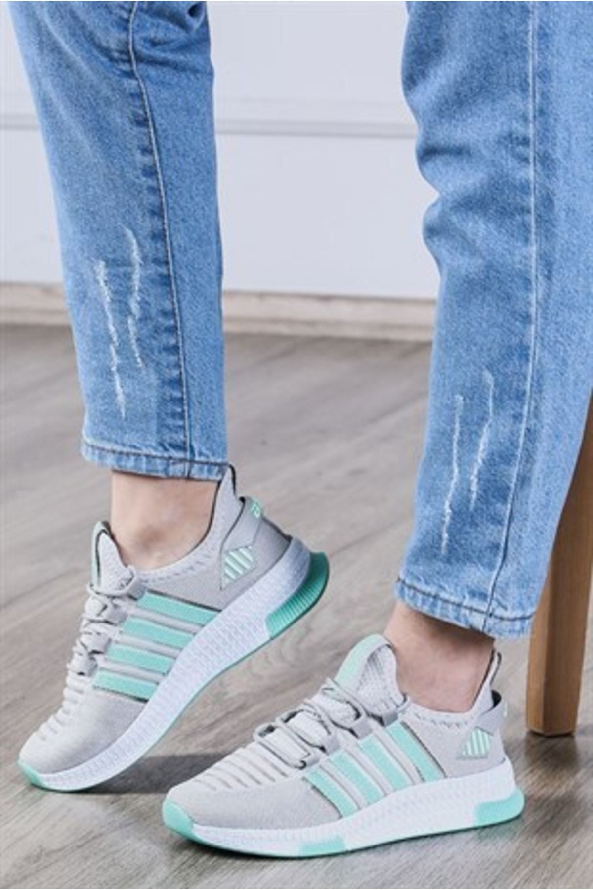Bukond Ice Aqua Green Daily Comfortable Soft Extra Light