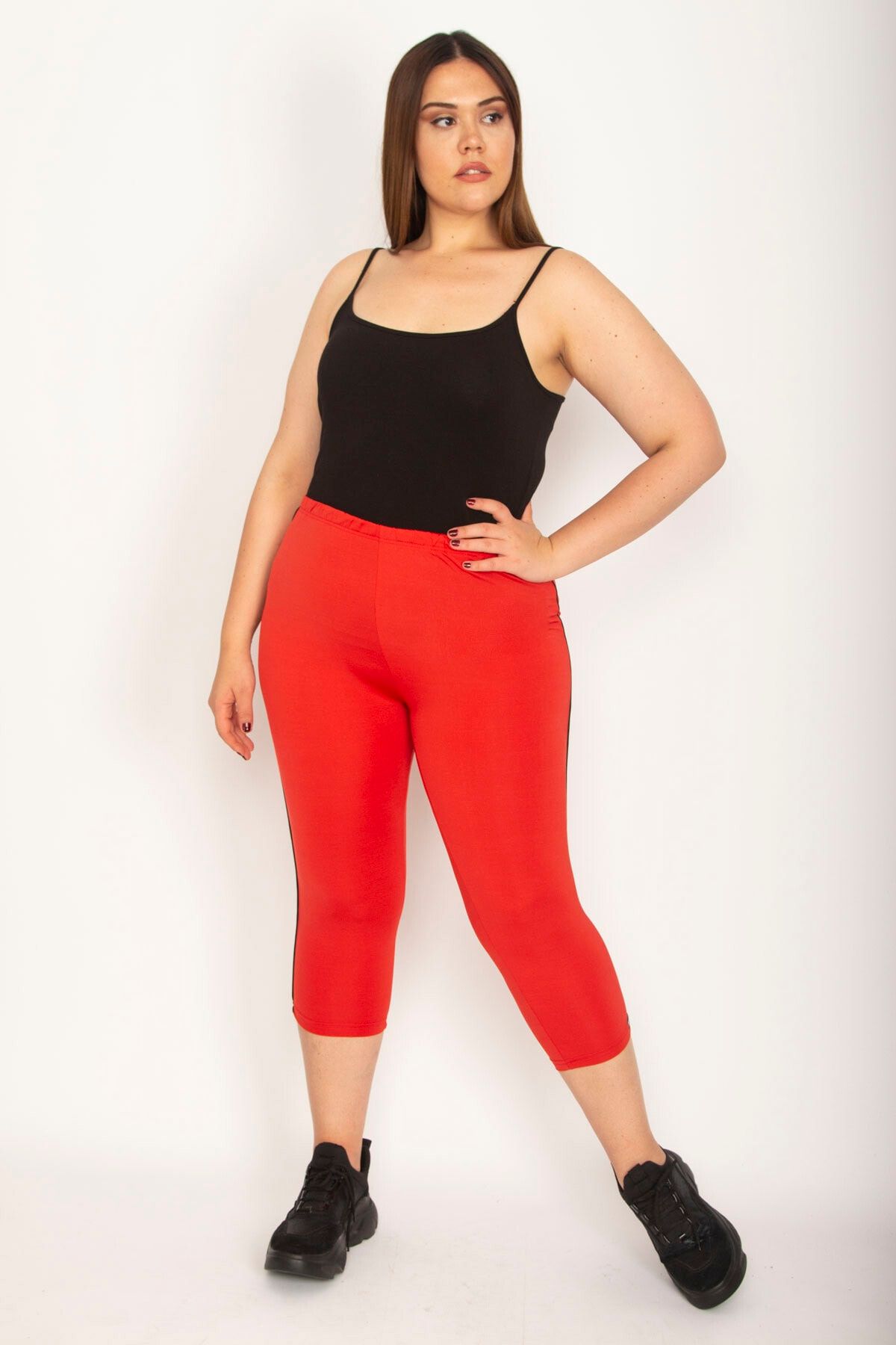 Plus Size Red Running Crops & Capris.