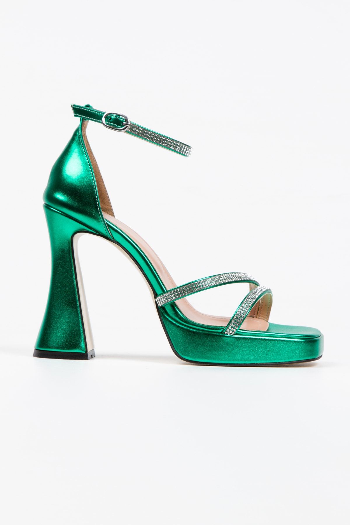 Embroidered platform heels top