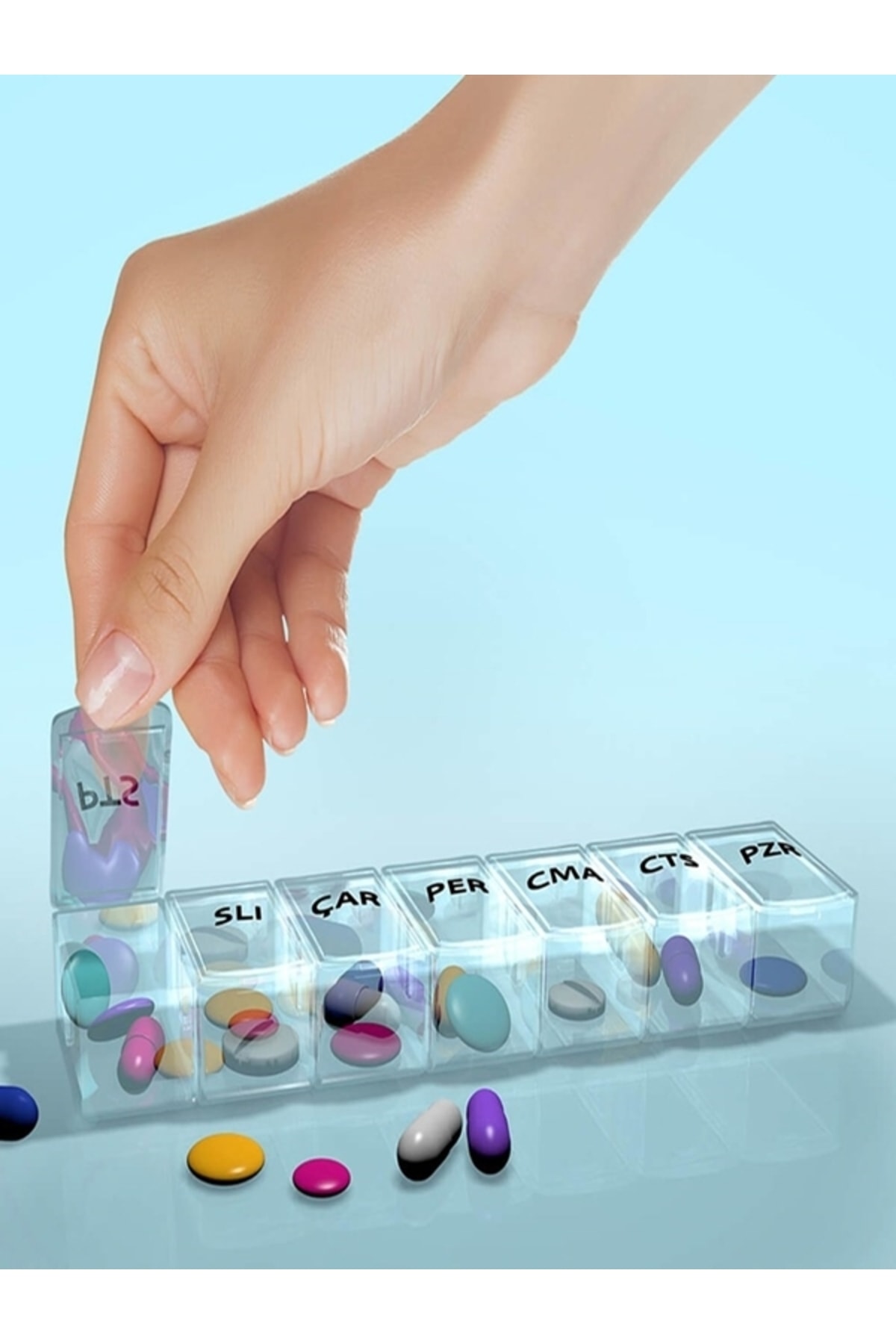 Genel Markalar Pratik Ilaç Saklama Kutusu, Haftalık Ilaç Saklama Kabı, 7 Bölümlü, Seyahat Dostu