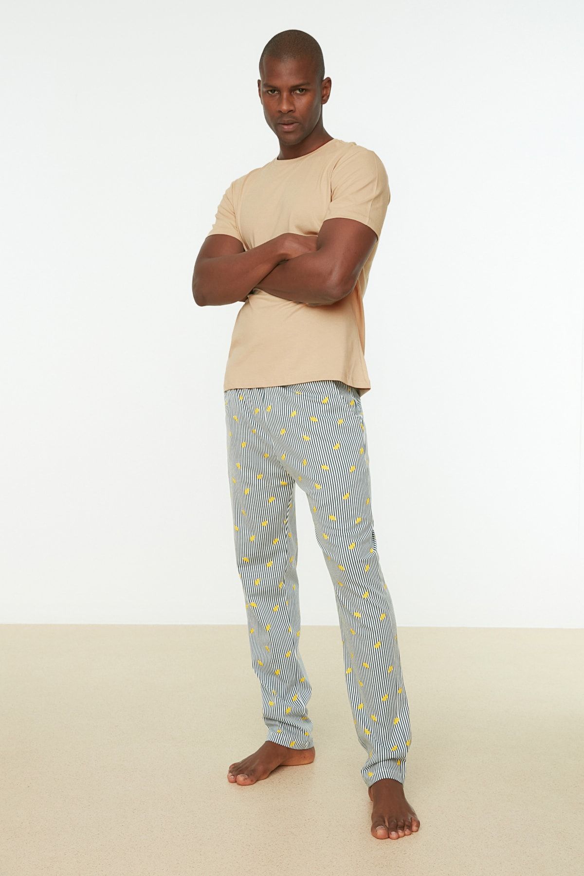 Bej Erkek Regular Fit Muz Baskılı Örme Pijama Takımı THMSS21PT0316