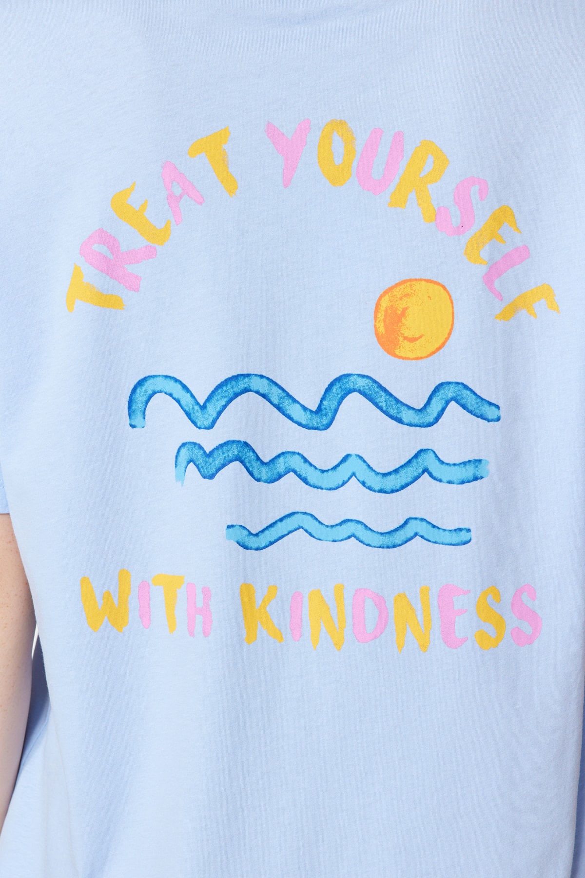 Trendyolmilla  Açık/Bebe Mavi %100 Pamuk Sırt ve Göğüs Baskılı Boyfriend Örme T-Shirt TWOSS23TS00058 - Görsel 10