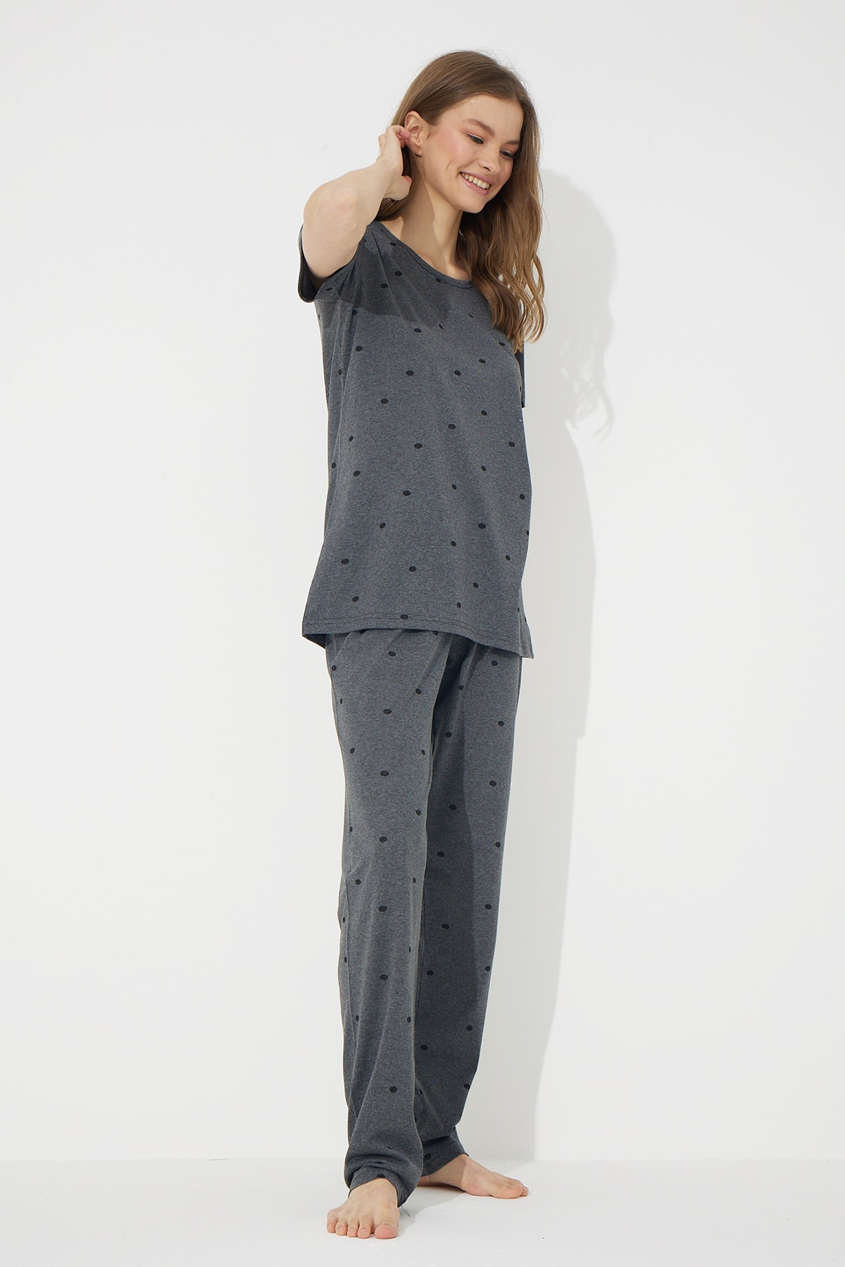 Siyah İnci Füme Kısa Kollu Pamuklu Pijama Takımı 51%'YE KADAR