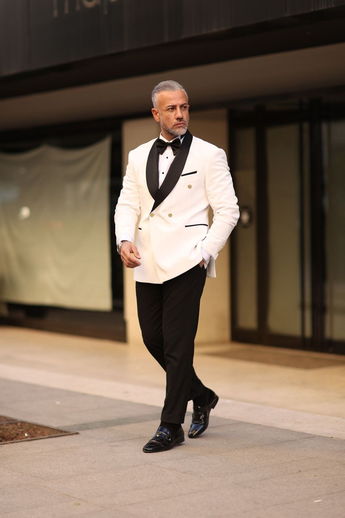 Fc Plus Beyaz Damatlık Şal Yaka Takım Elbise - Slim Fit MB8209