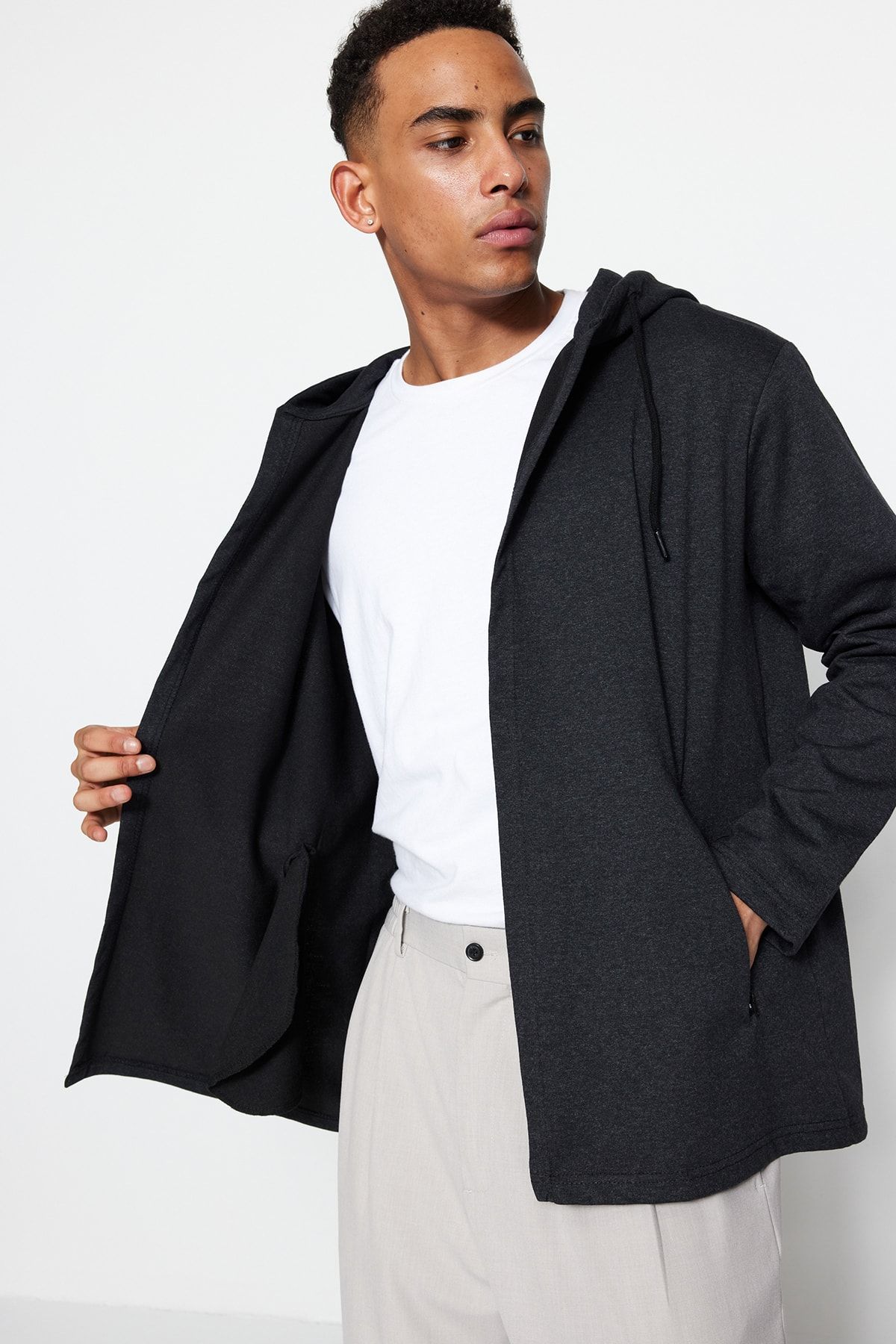 Trendyol Collection Strickjacke Grau Regular Fit