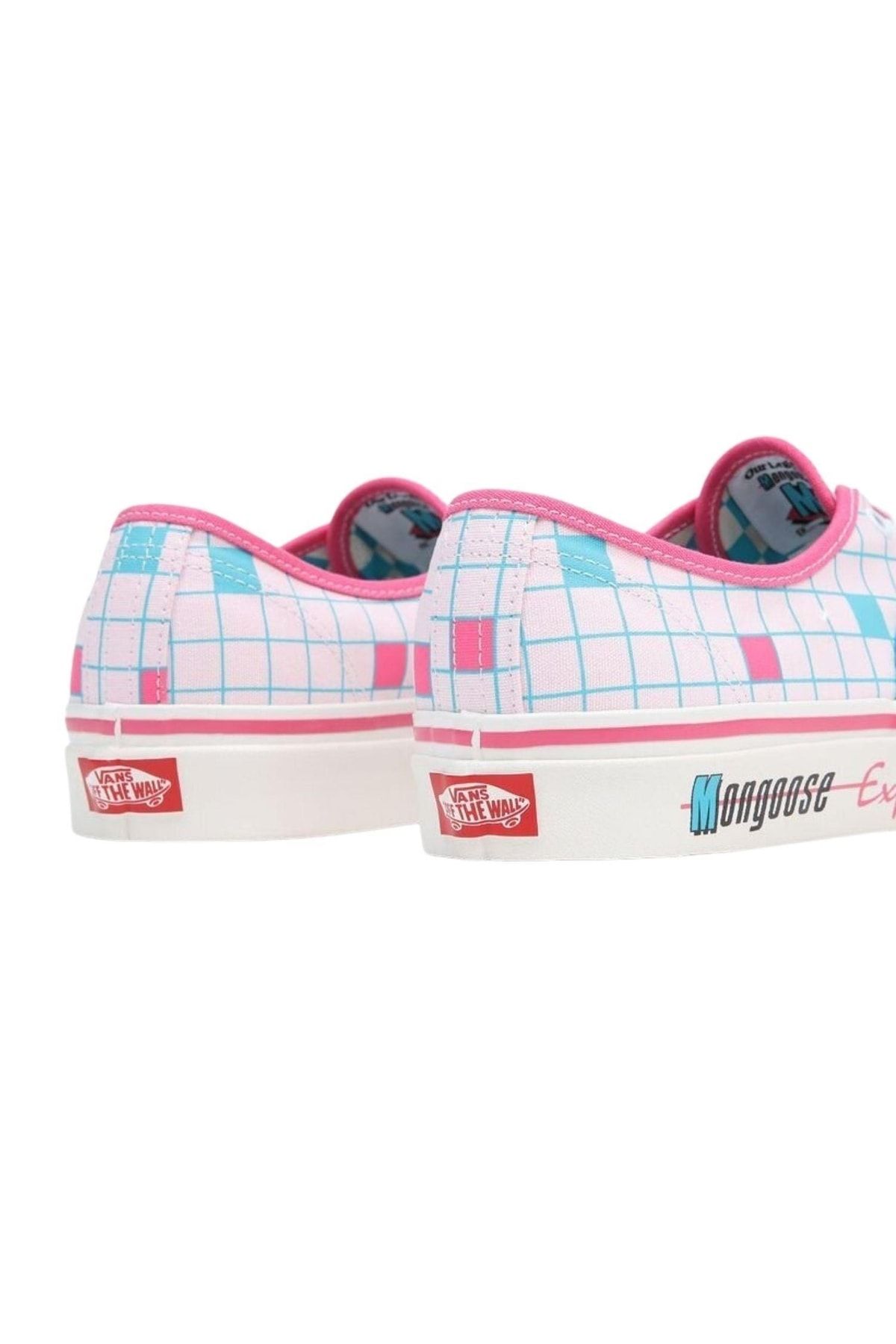 Turquoise hotsell checkerboard vans