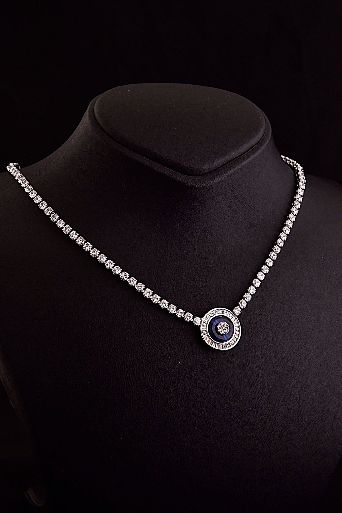 EUROMODA Steel Lapis Blue Stone Zircon Stone Chain Clip Steel Necklace
