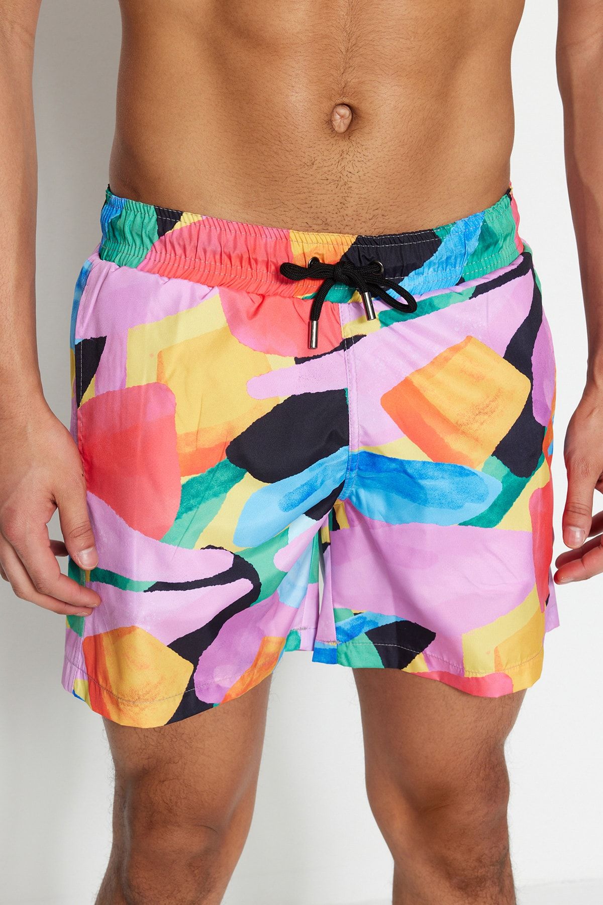 Trendyol Collection-Bunter Badeanzug mit abstraktem Muster - Sea Shorts TMNSS23DS00001 5