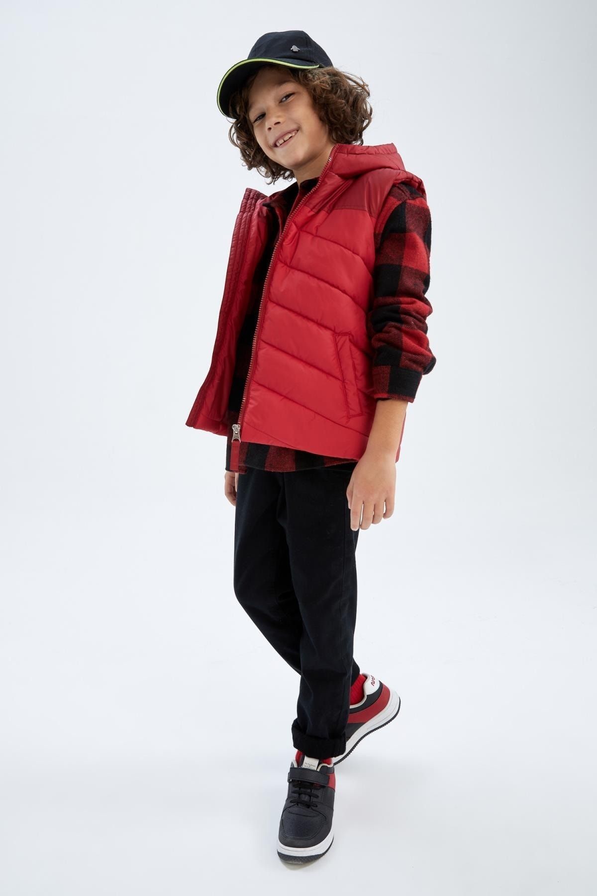 Red hooded vest best sale boys